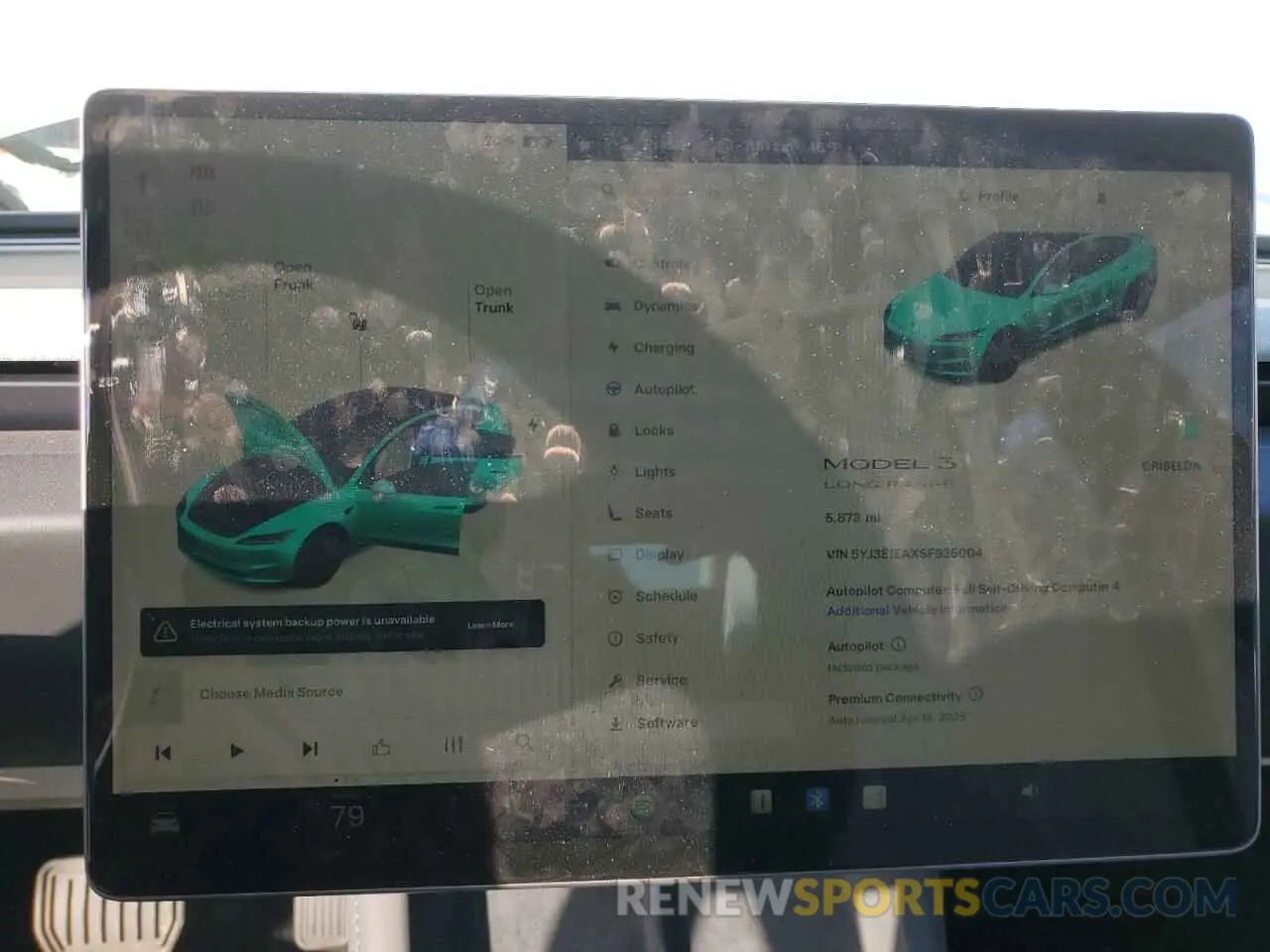 9 Photograph of a damaged car 5YJ3E1EAXSF935004 TESLA MODEL 3 2025