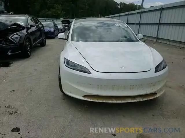 13 Фотография поврежденного автомобиля 5YJ3E1EAXSF971341 TESLA MODEL 3 2025
