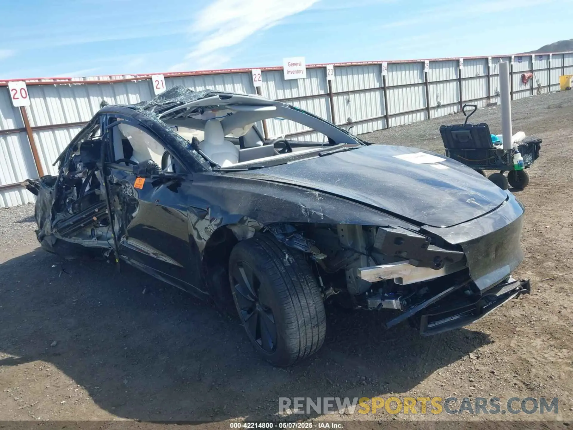 1 Photograph of a damaged car 5YJ3E1EB1SF982253 TESLA MODEL 3 2025