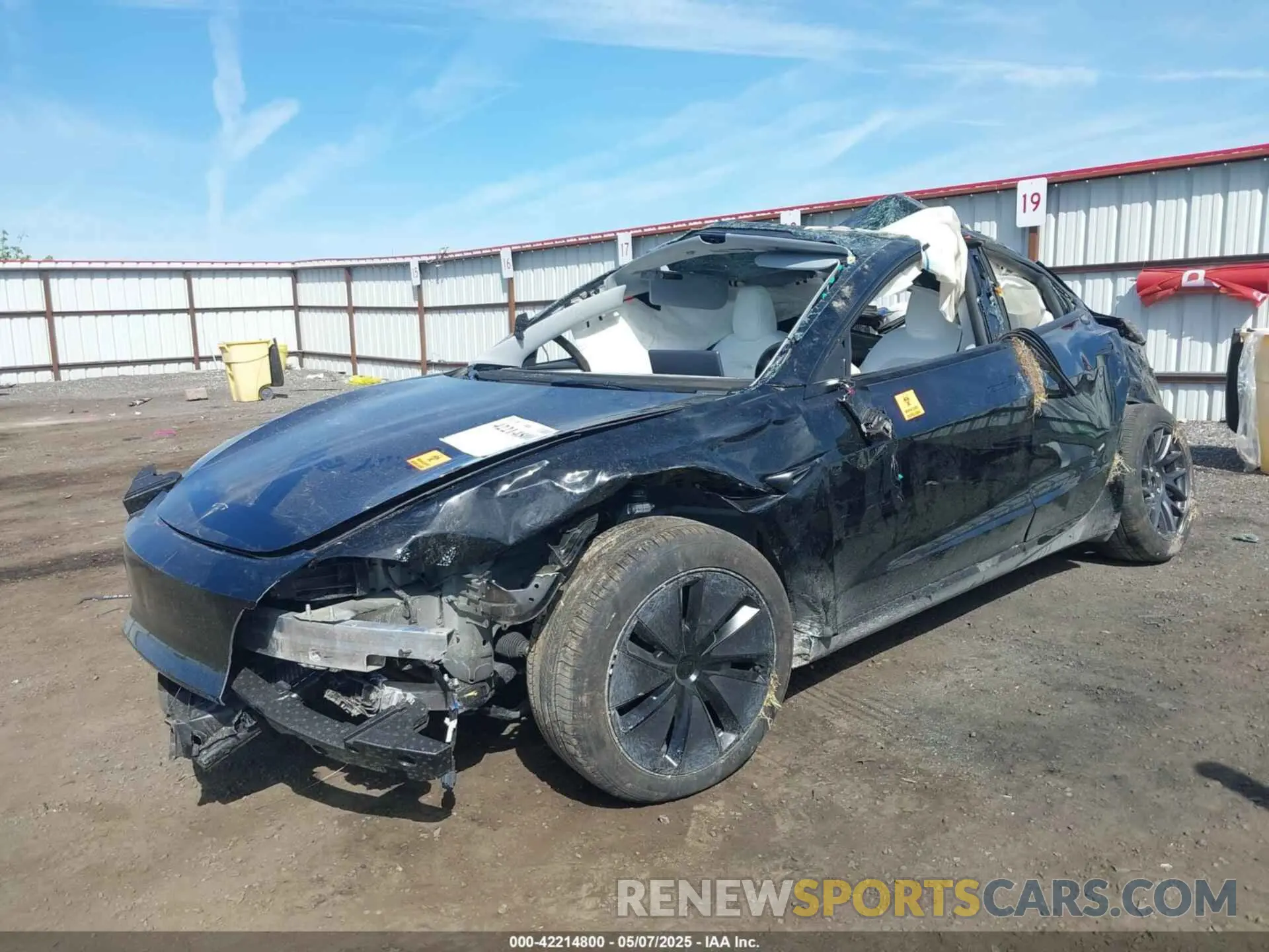 2 Photograph of a damaged car 5YJ3E1EB1SF982253 TESLA MODEL 3 2025