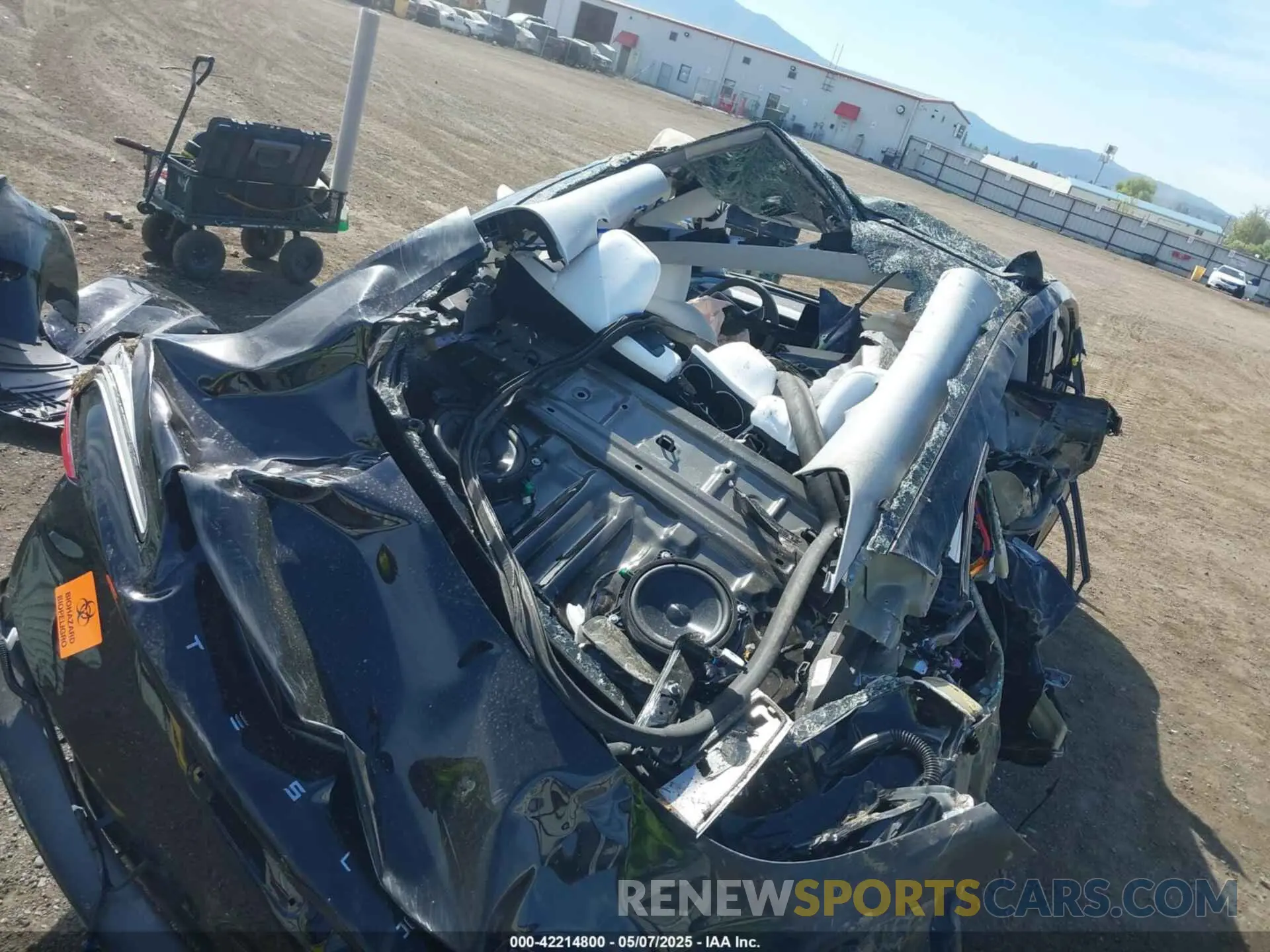 6 Photograph of a damaged car 5YJ3E1EB1SF982253 TESLA MODEL 3 2025
