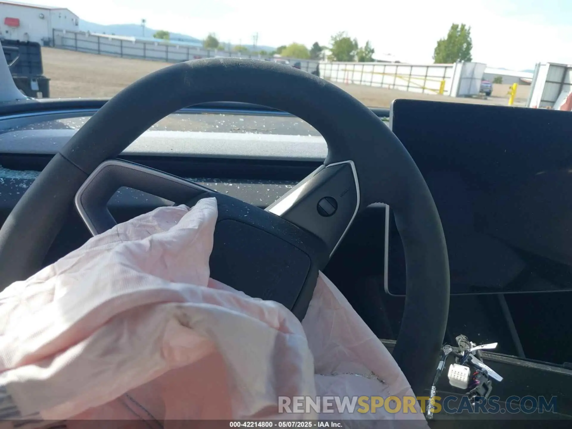 7 Photograph of a damaged car 5YJ3E1EB1SF982253 TESLA MODEL 3 2025