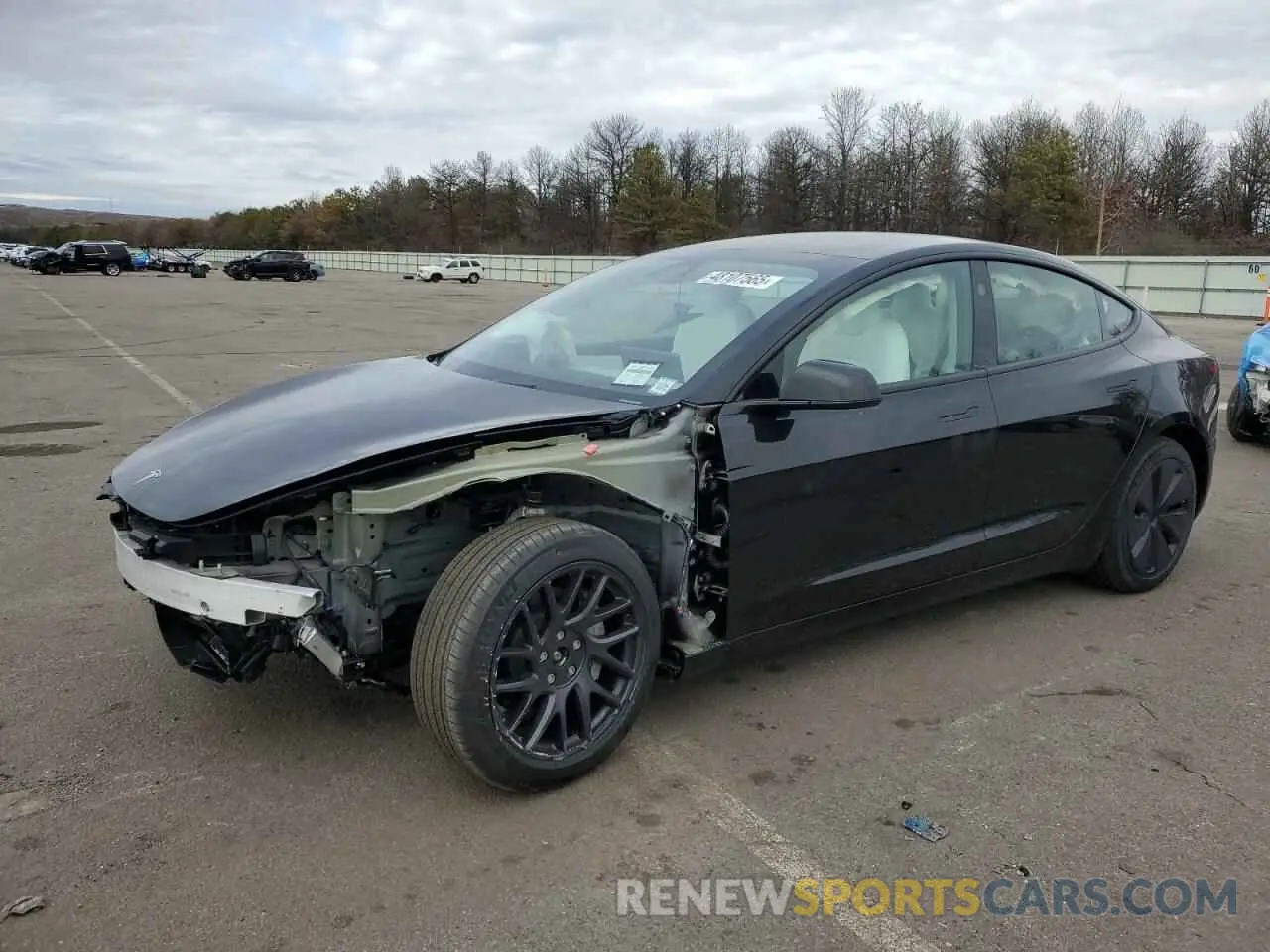 1 Фотография поврежденного автомобиля 5YJ3E1EB2SF923115 TESLA MODEL 3 2025