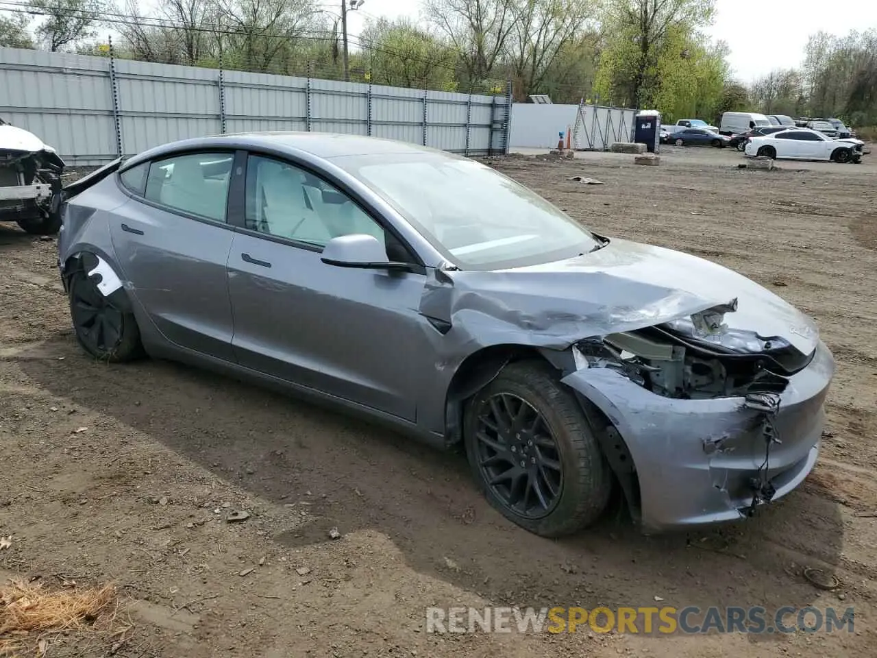 4 Фотография поврежденного автомобиля 5YJ3E1EB4SF901620 TESLA MODEL 3 2025