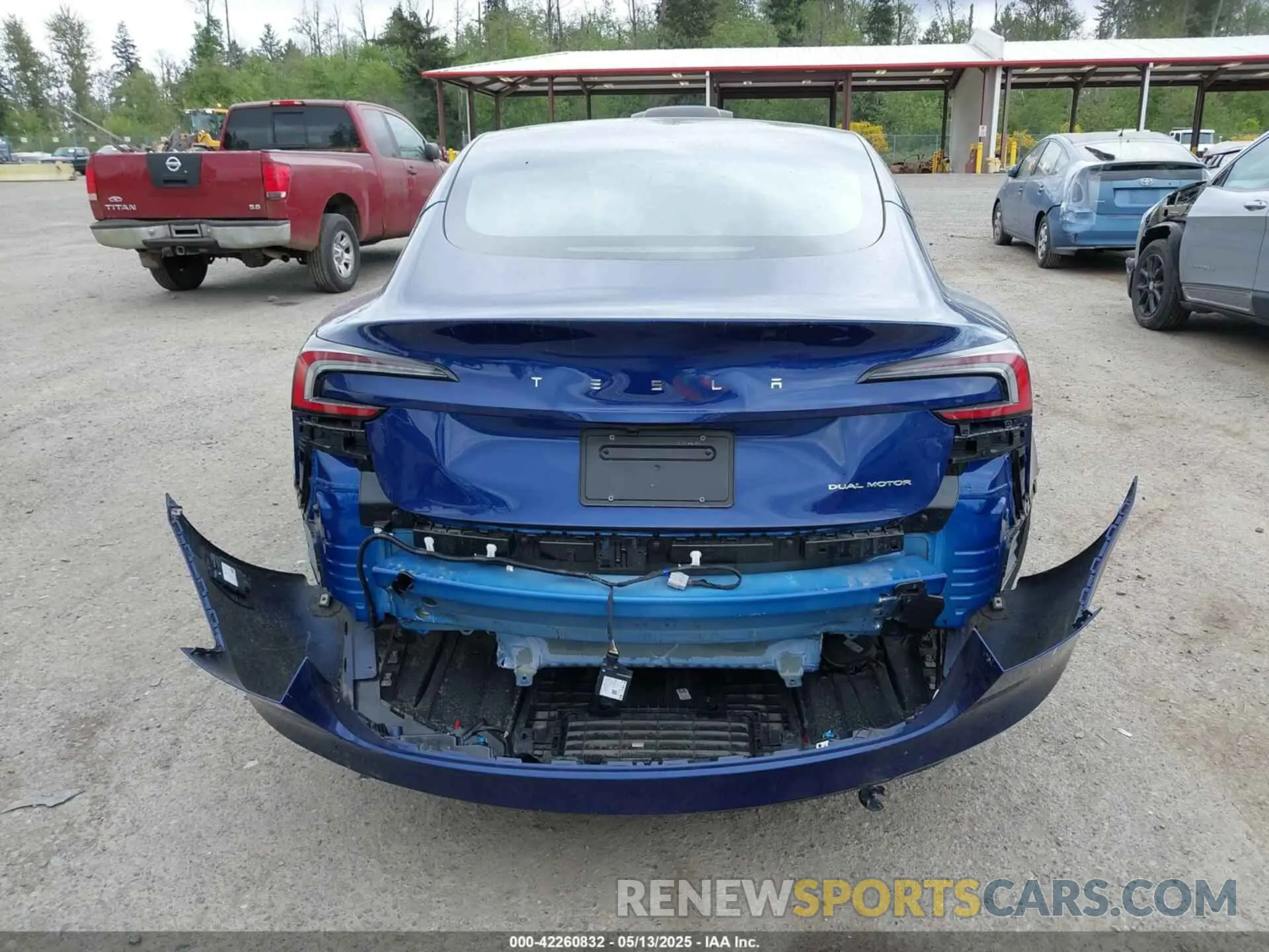 16 Photograph of a damaged car 5YJ3E1EB4SF928980 TESLA MODEL 3 2025