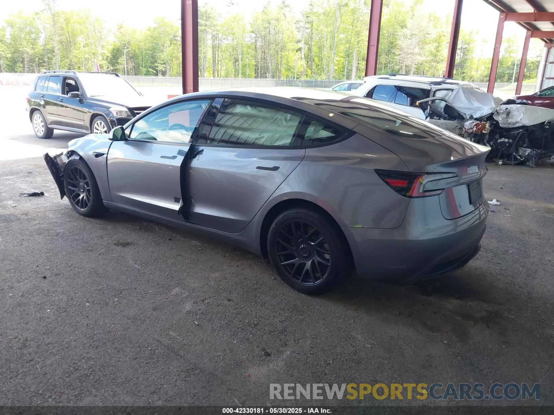3 Фотография поврежденного автомобиля 5YJ3E1EB4SF943771 TESLA MODEL 3 2025