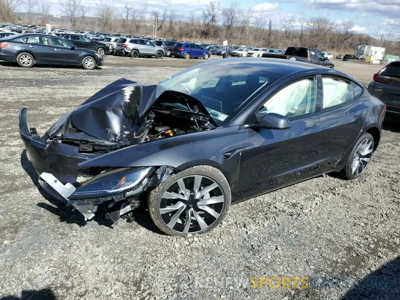 1 Фотография поврежденного автомобиля 5YJ3E1EB6SF921092 TESLA MODEL 3 2025