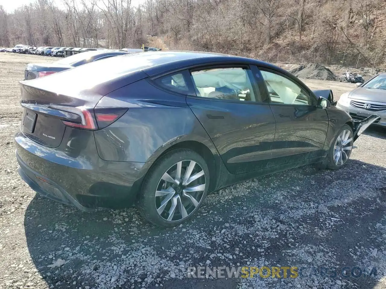 3 Фотография поврежденного автомобиля 5YJ3E1EB6SF921092 TESLA MODEL 3 2025