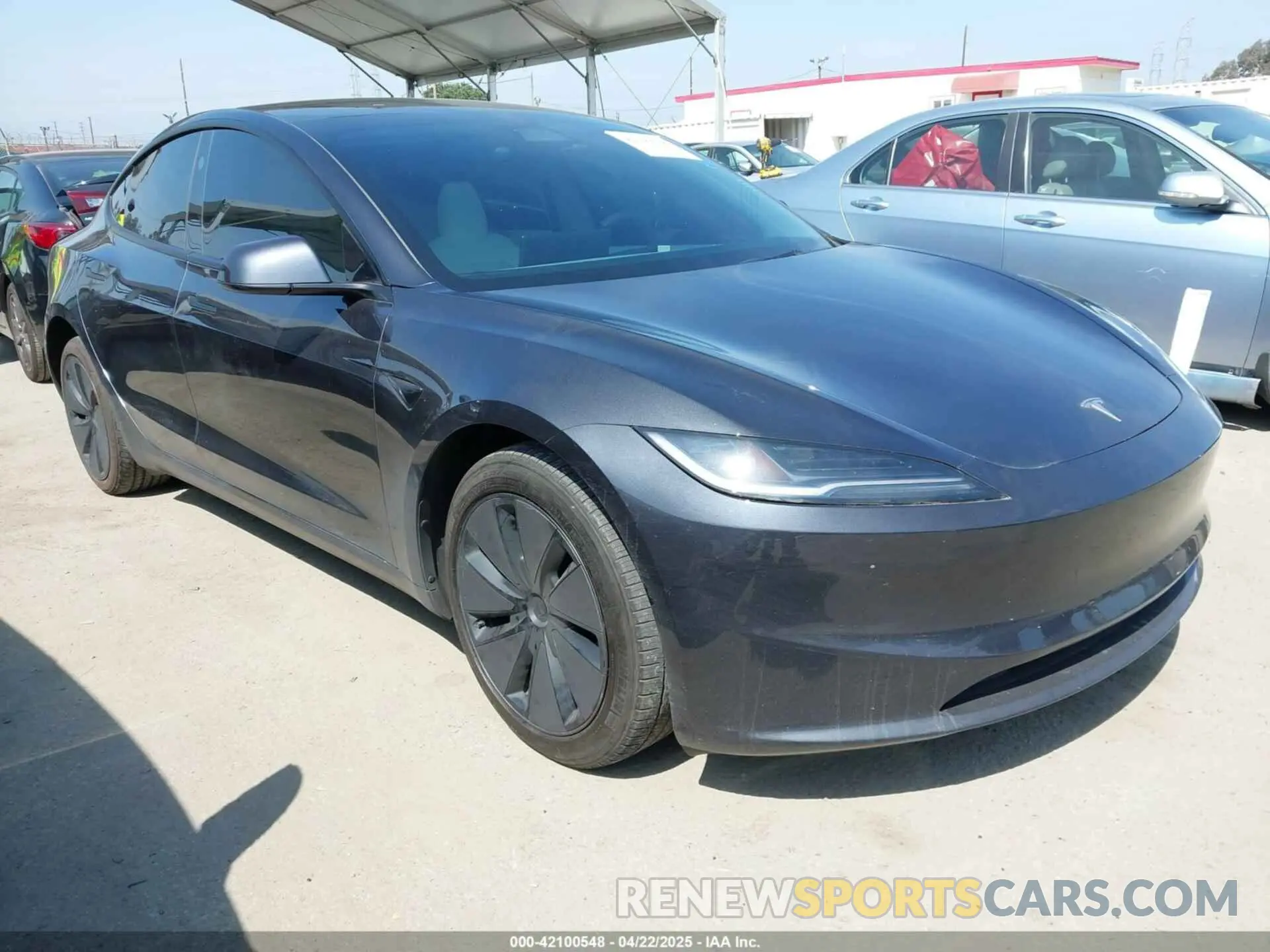 1 Фотография поврежденного автомобиля 5YJ3E1EB8SF877256 TESLA MODEL 3 2025