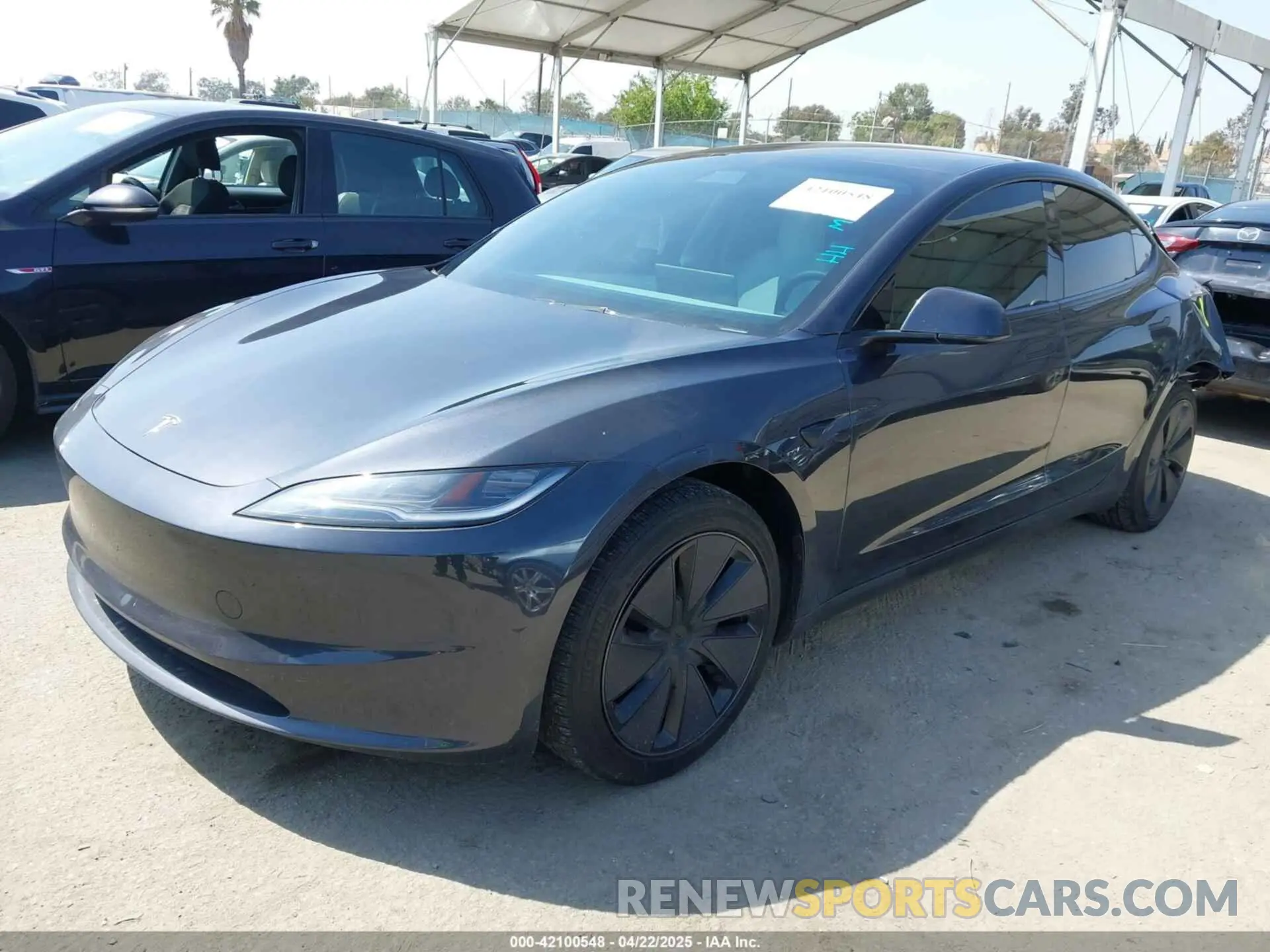 2 Фотография поврежденного автомобиля 5YJ3E1EB8SF877256 TESLA MODEL 3 2025