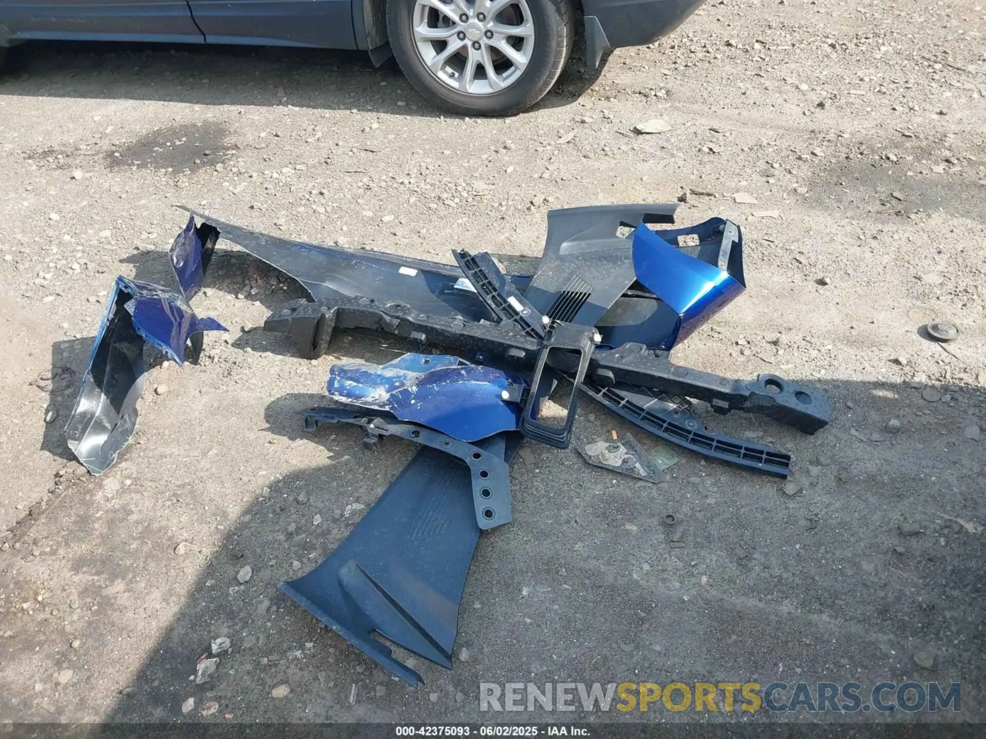 12 Photograph of a damaged car 5YJ3E1EB9SF885625 TESLA MODEL 3 2025