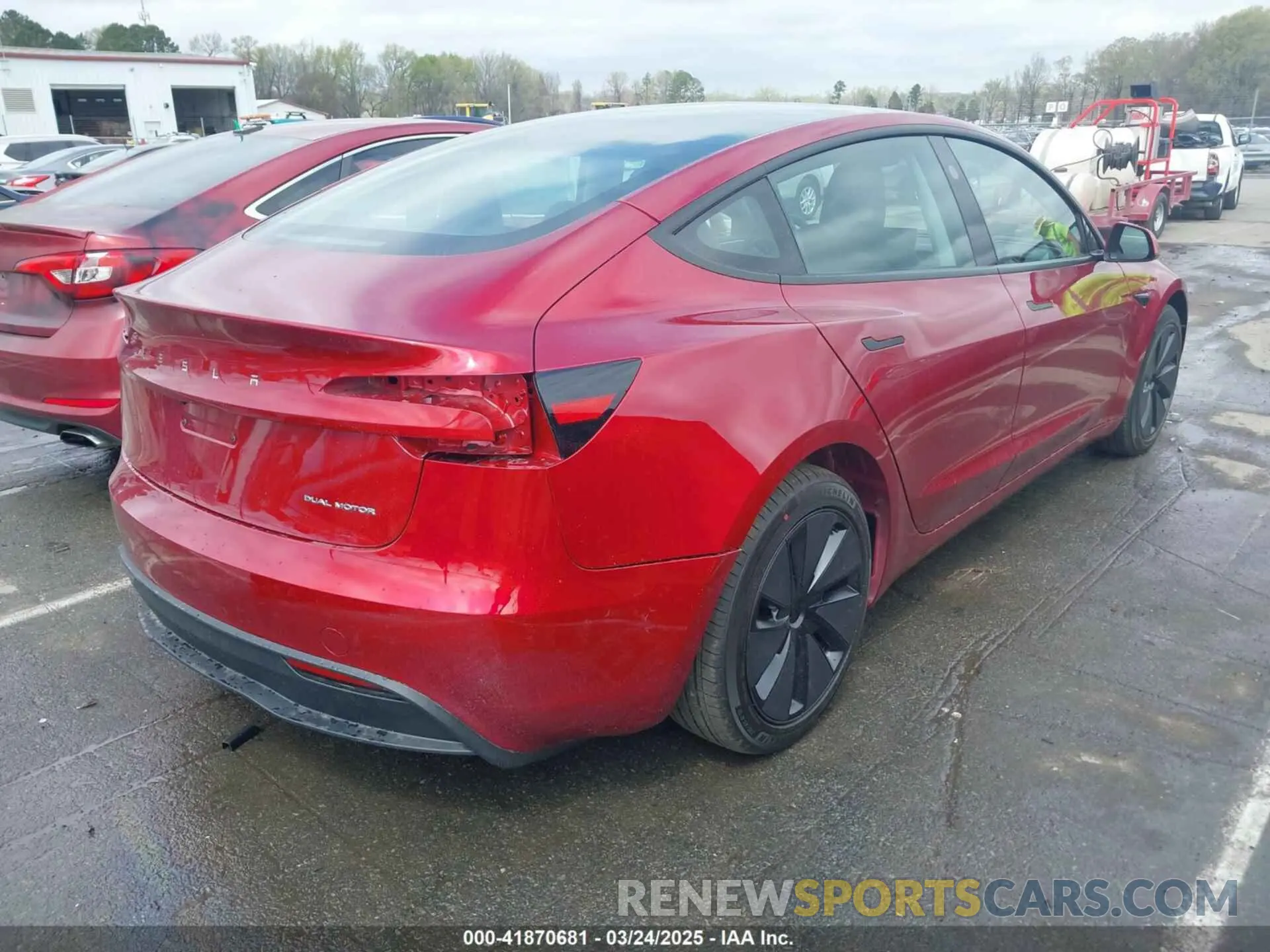 4 Photograph of a damaged car 5YJ3E1EB9SF928781 TESLA MODEL 3 2025