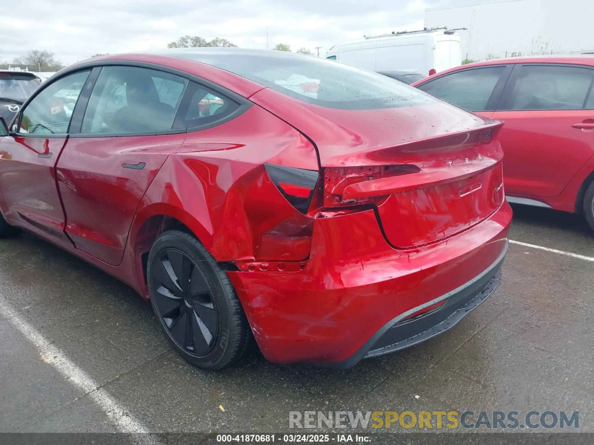 6 Photograph of a damaged car 5YJ3E1EB9SF928781 TESLA MODEL 3 2025