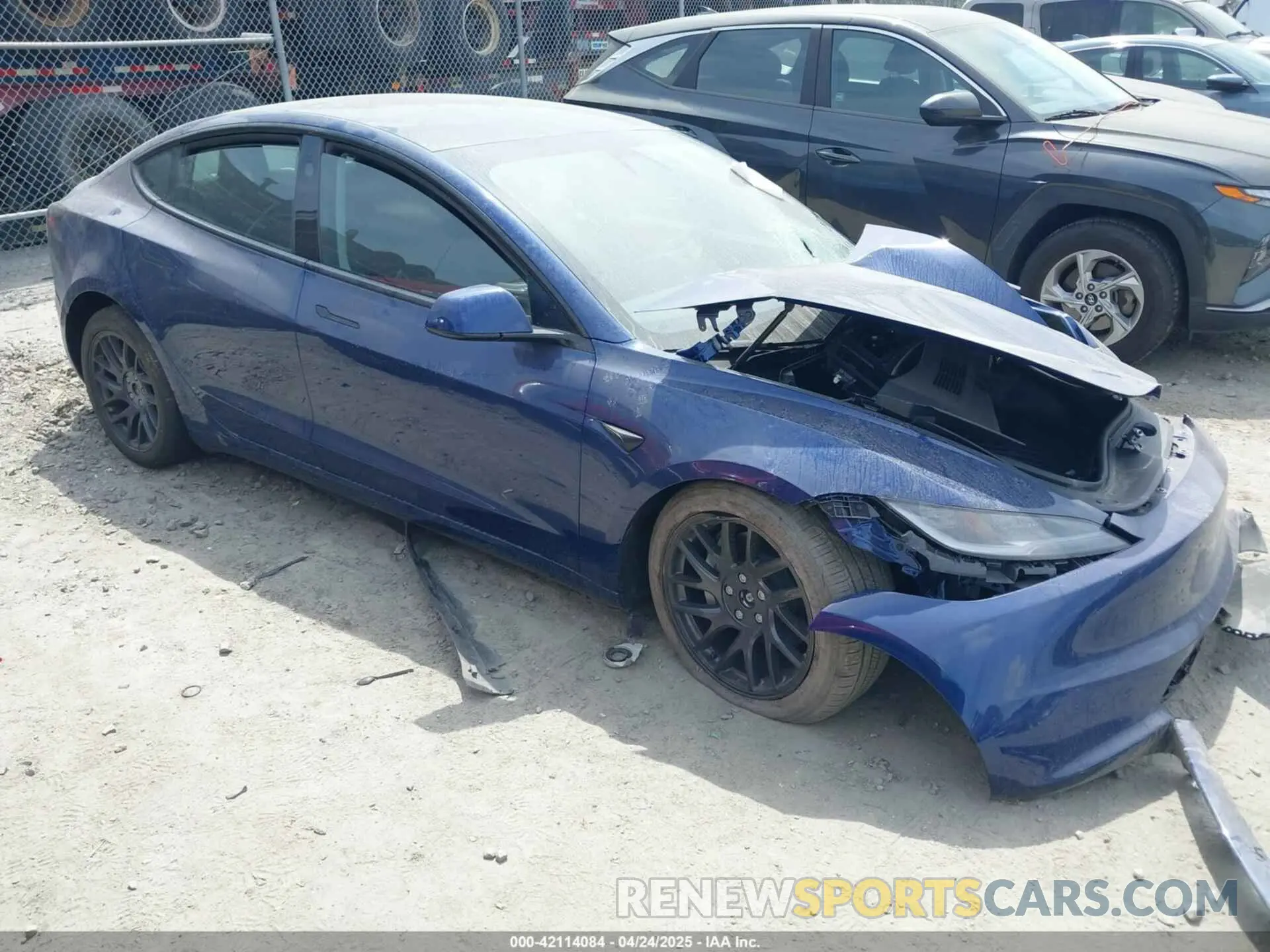 1 Фотография поврежденного автомобиля 5YJ3E1EB9SF940283 TESLA MODEL 3 2025