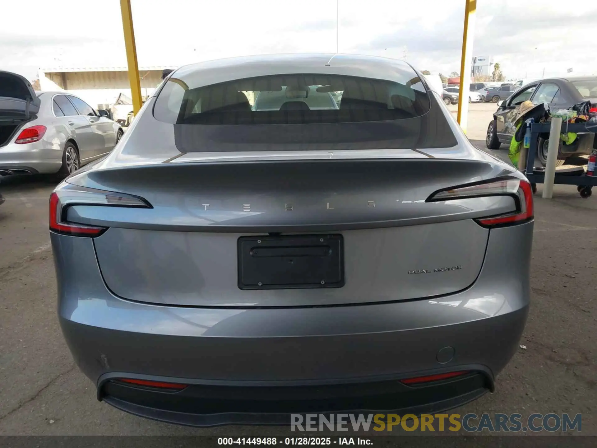 15 Photograph of a damaged car 5YJ3E1EBXSF912475 TESLA MODEL 3 2025