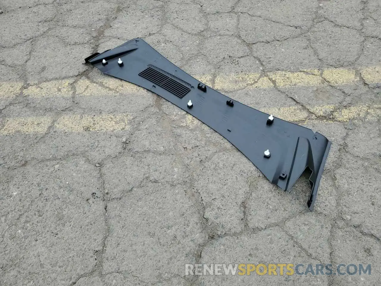 12 Photograph of a damaged car 5YJ3E1EBXSF914310 TESLA MODEL 3 2025