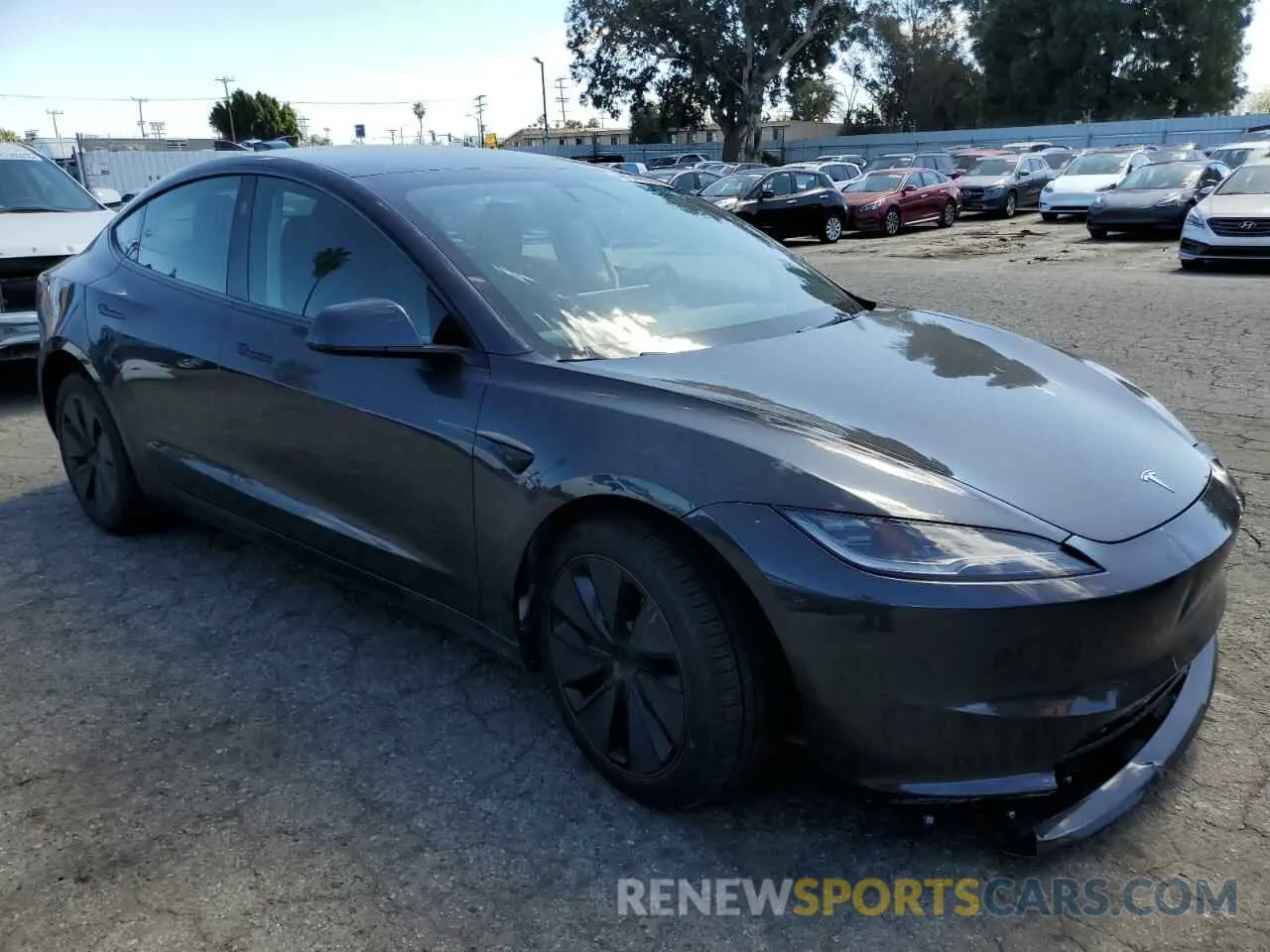 4 Photograph of a damaged car 5YJ3E1EBXSF939496 TESLA MODEL 3 2025