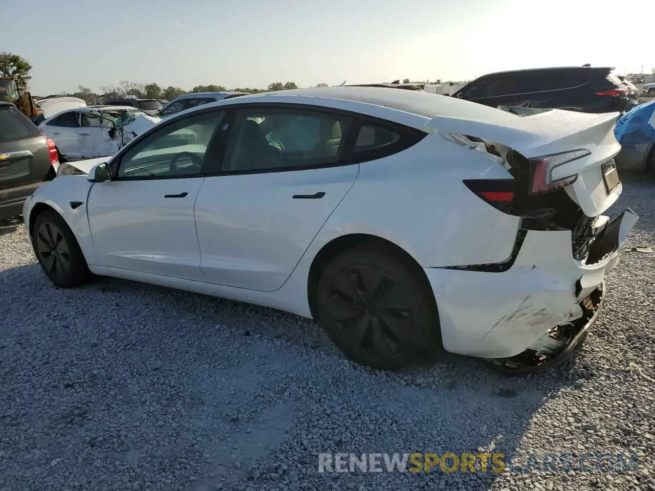 2 Фотография поврежденного автомобиля 5YJ3E1EBXSF951972 TESLA MODEL 3 2025