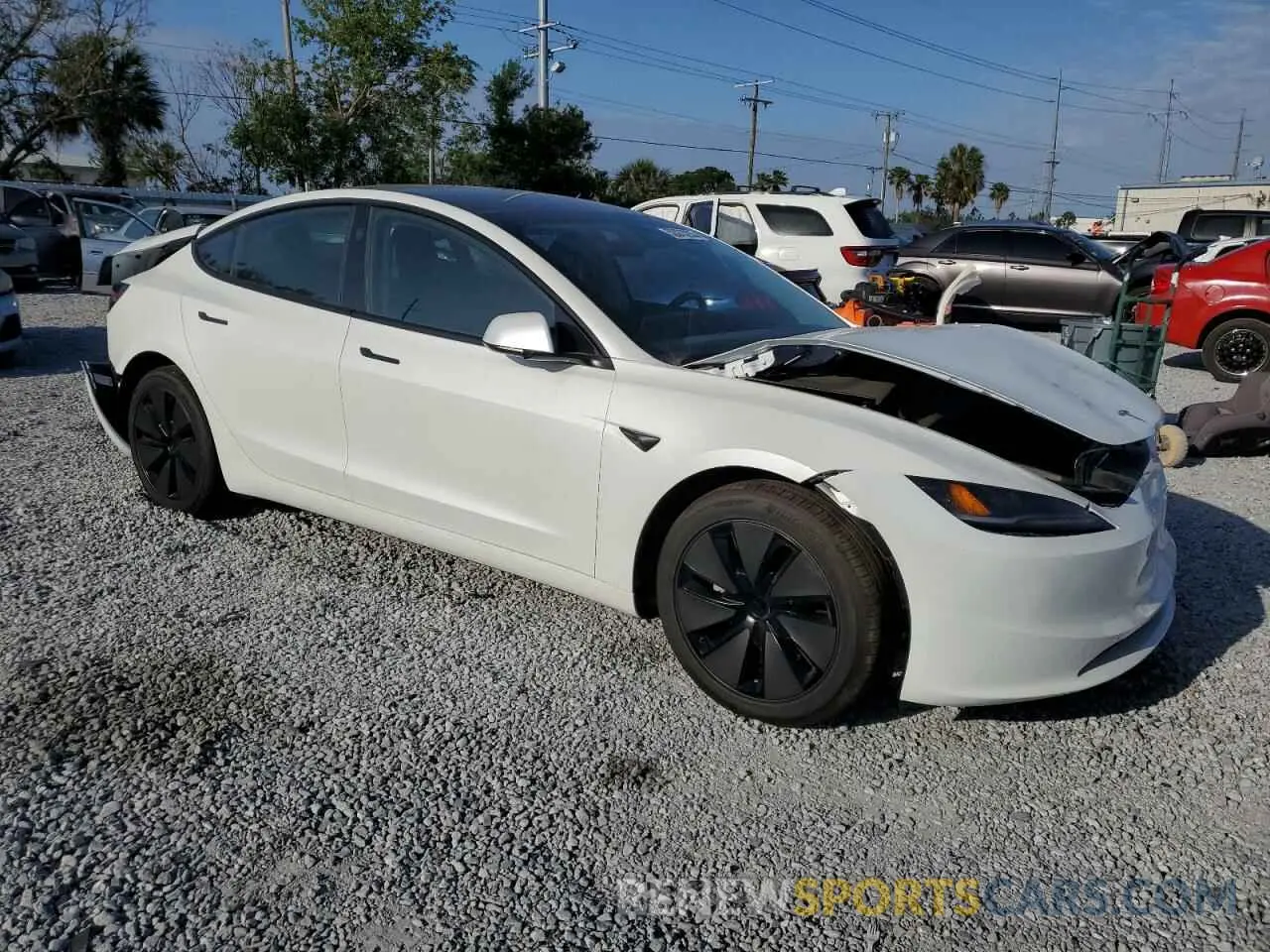 4 Фотография поврежденного автомобиля 5YJ3E1EBXSF951972 TESLA MODEL 3 2025
