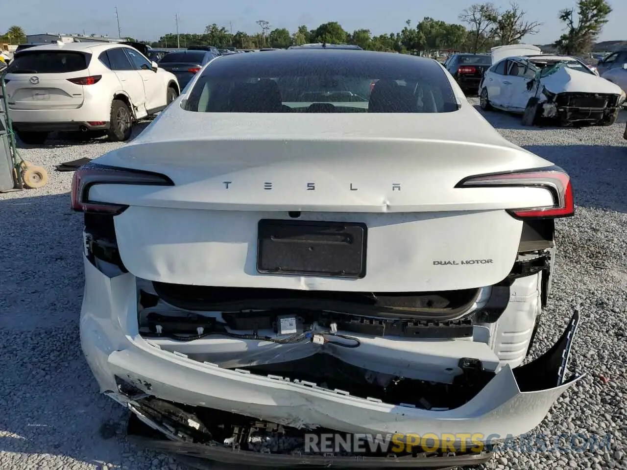 6 Фотография поврежденного автомобиля 5YJ3E1EBXSF951972 TESLA MODEL 3 2025