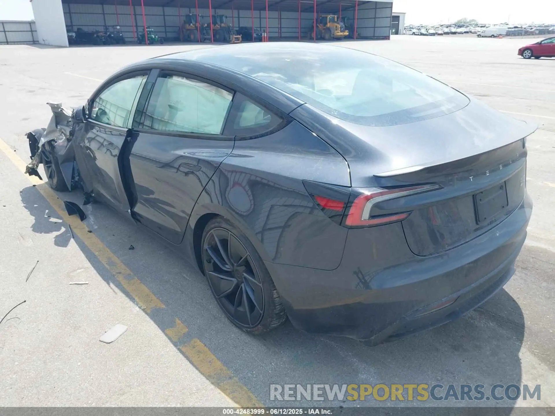 3 Photograph of a damaged car 5YJ3E1ET8SF932622 TESLA MODEL 3 2025
