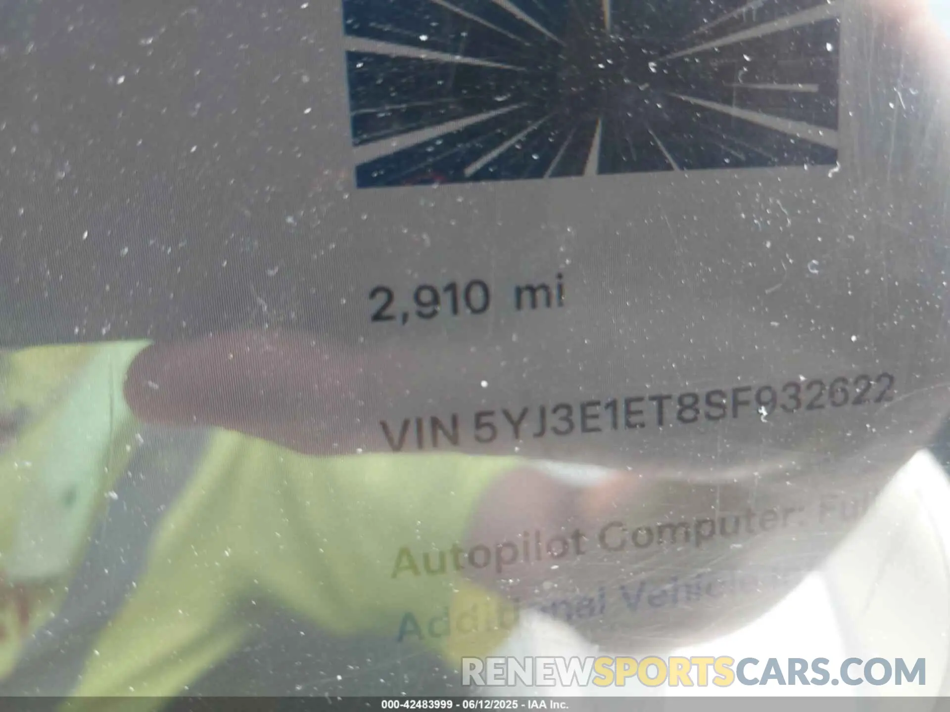 7 Photograph of a damaged car 5YJ3E1ET8SF932622 TESLA MODEL 3 2025