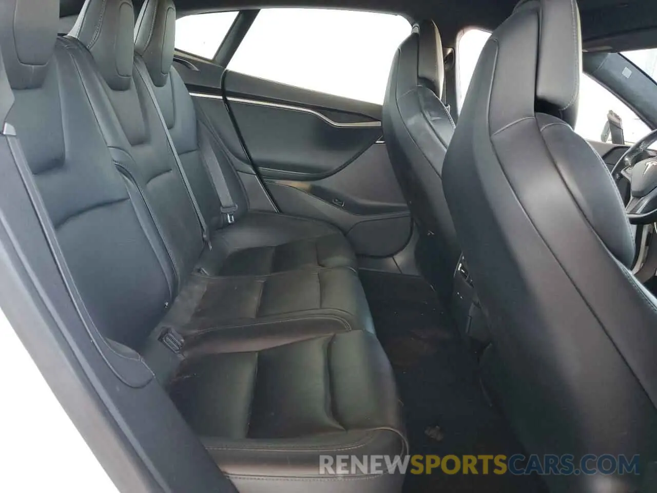 10 Фотография поврежденного автомобиля 5YJSA1E20KF307100 TESLA MODEL S 2019