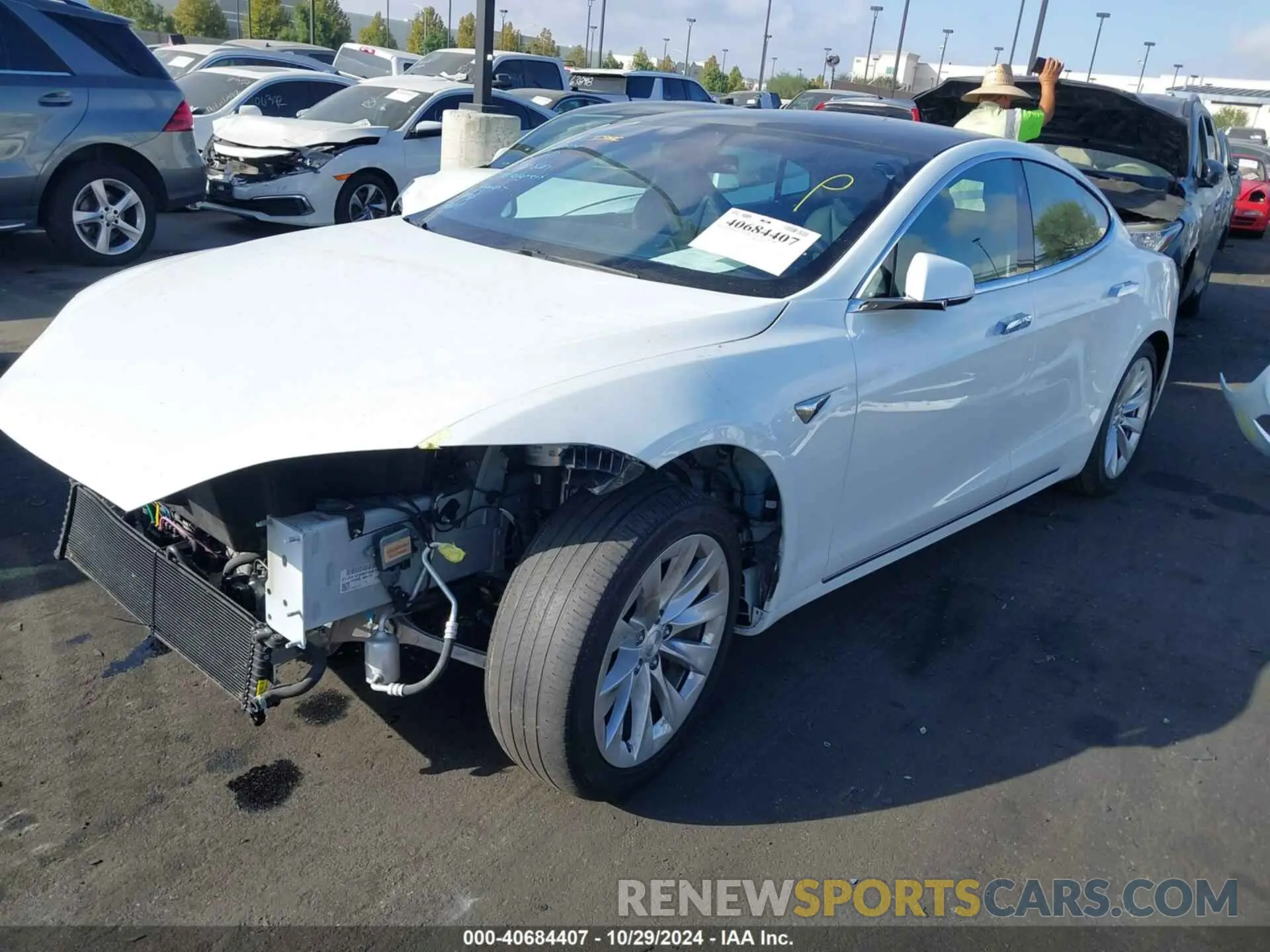 2 Photograph of a damaged car 5YJSA1E20KF348746 TESLA MODEL S 2019