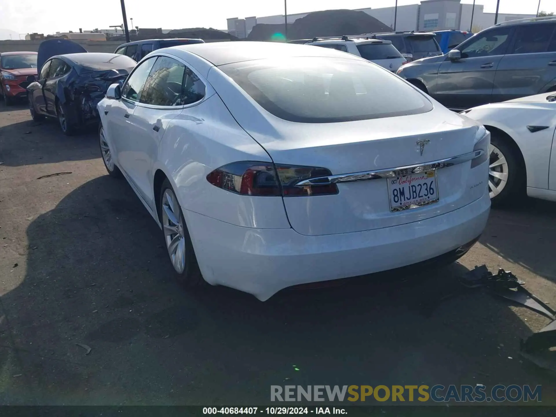 3 Photograph of a damaged car 5YJSA1E20KF348746 TESLA MODEL S 2019