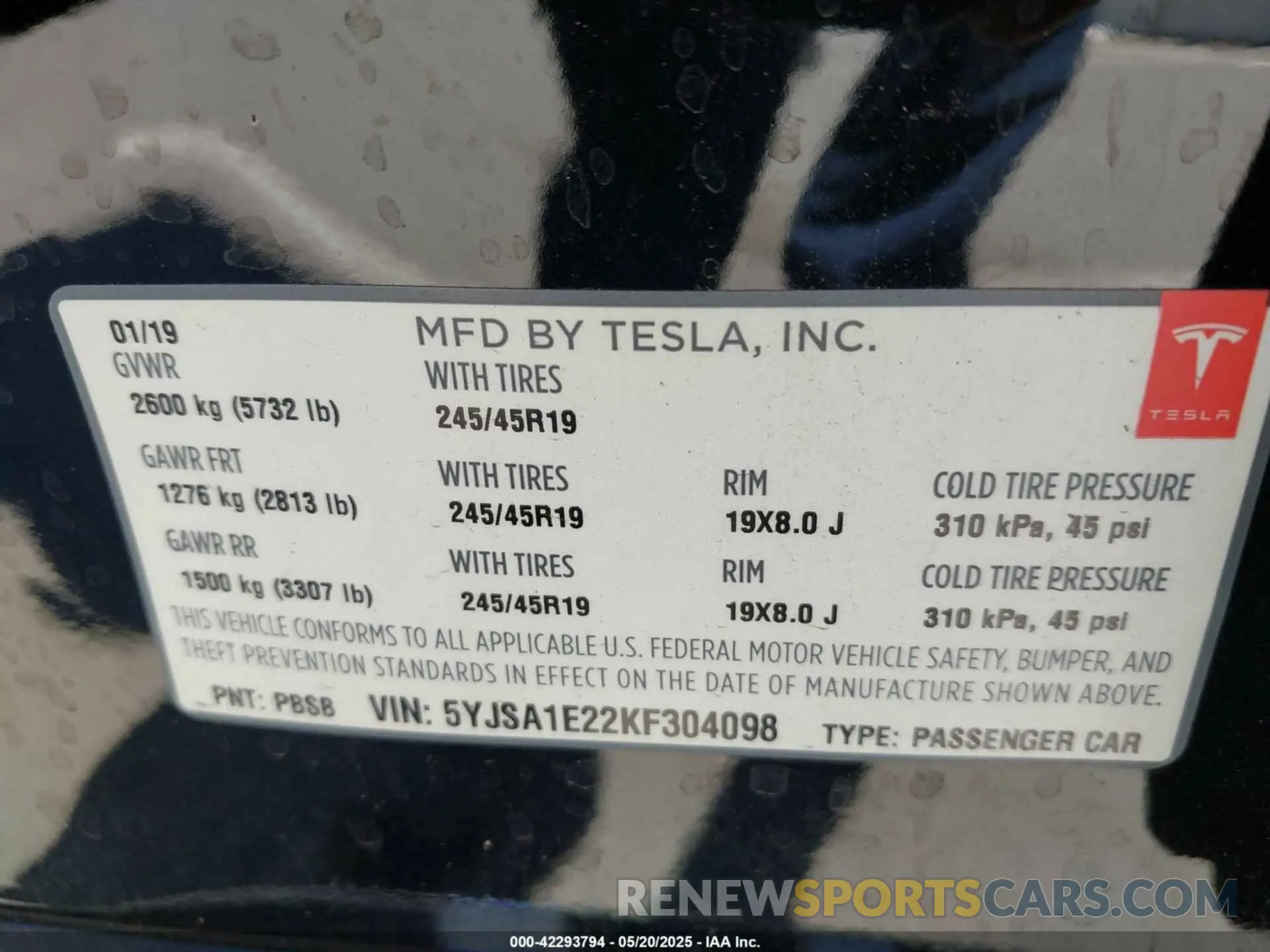 9 Photograph of a damaged car 5YJSA1E22KF304098 TESLA MODEL S 2019