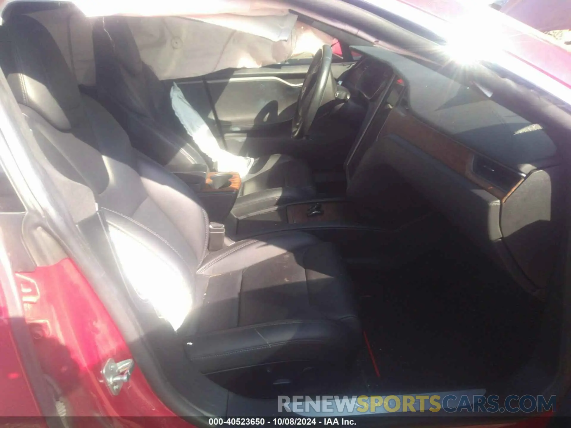 5 Photograph of a damaged car 5YJSA1E22KF309088 TESLA MODEL S 2019