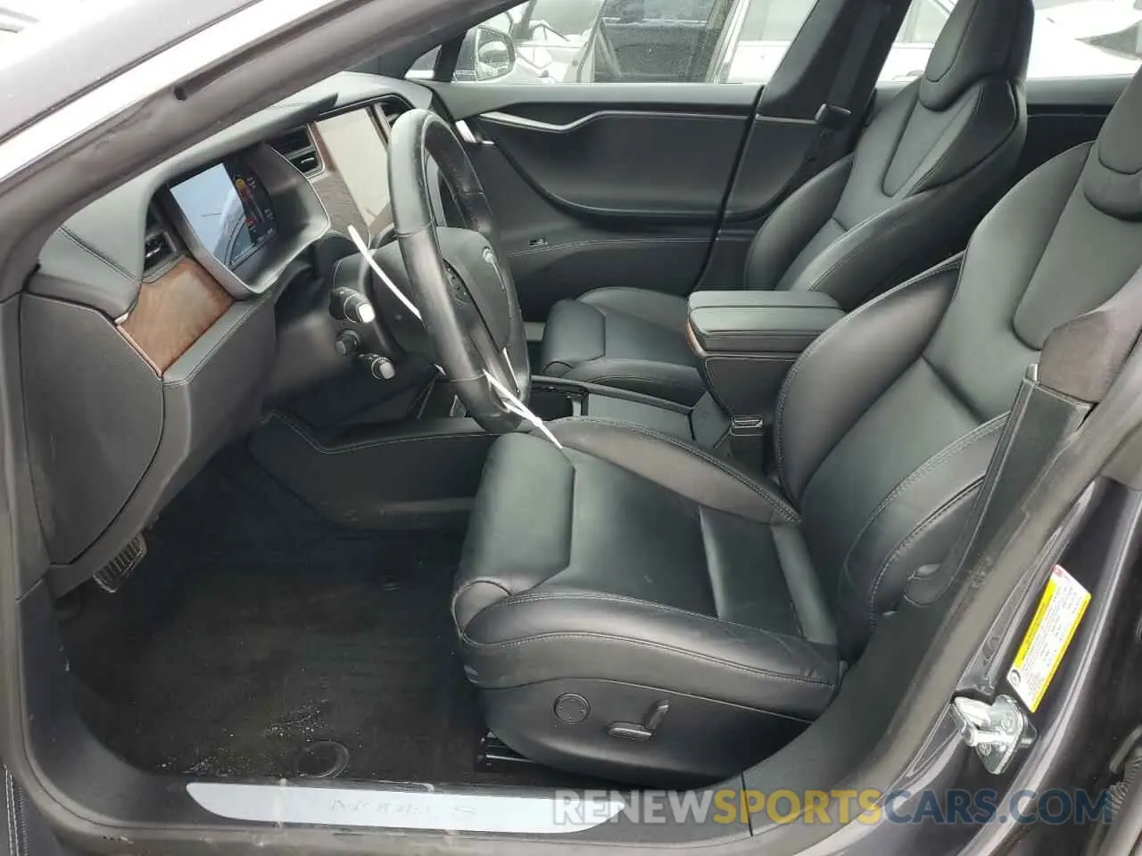 7 Фотография поврежденного автомобиля 5YJSA1E24KF338656 TESLA MODEL S 2019