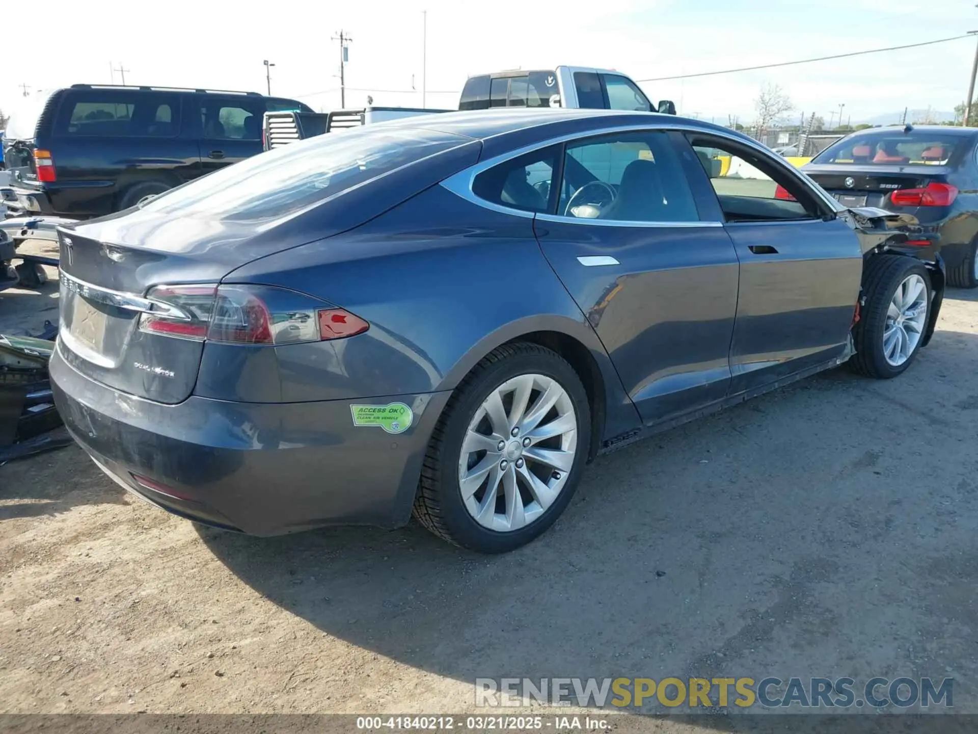 4 Фотография поврежденного автомобиля 5YJSA1E29KF348051 TESLA MODEL S 2019