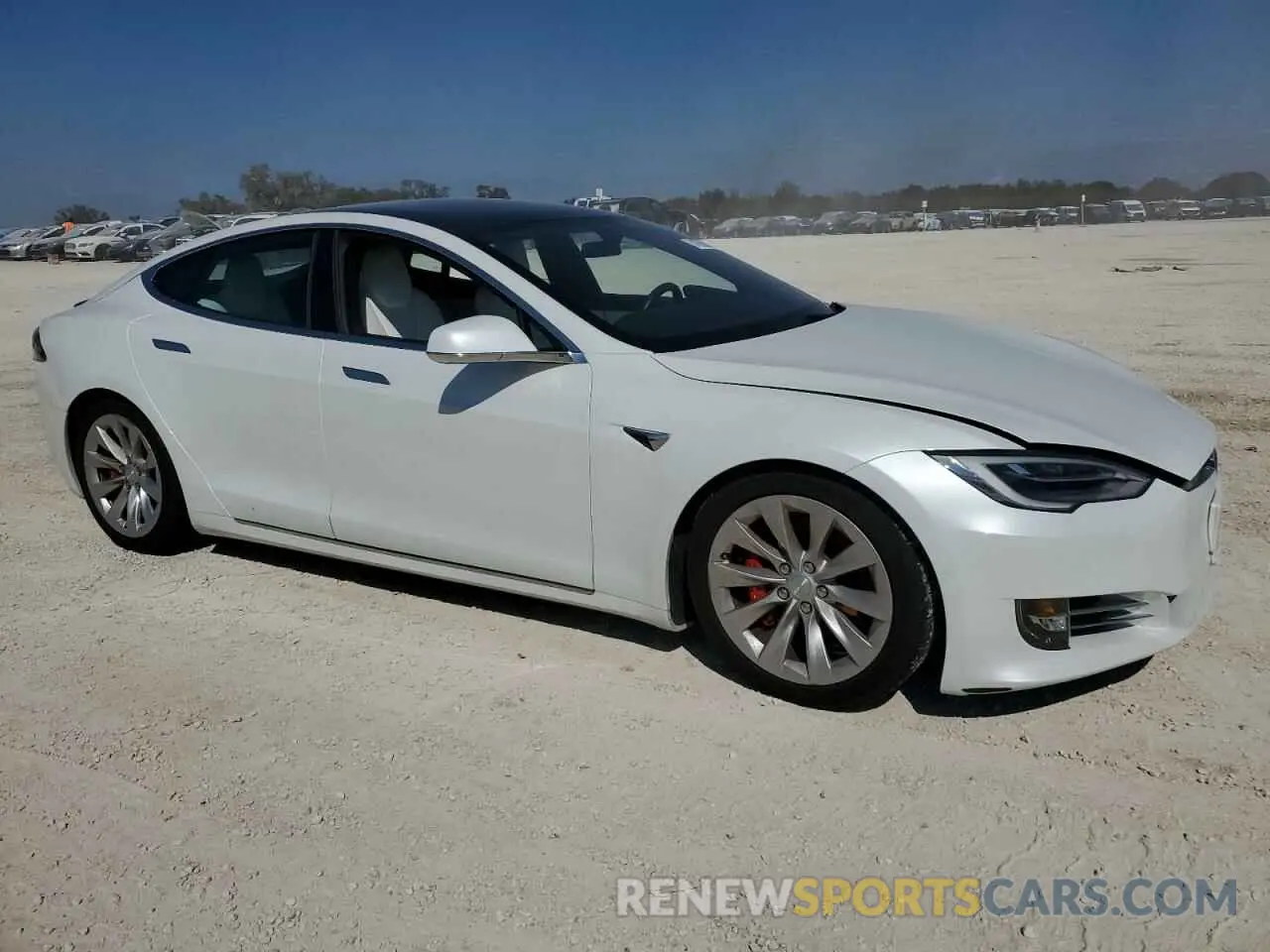 4 Photograph of a damaged car 5YJSA1E43KF337399 TESLA MODEL S 2019
