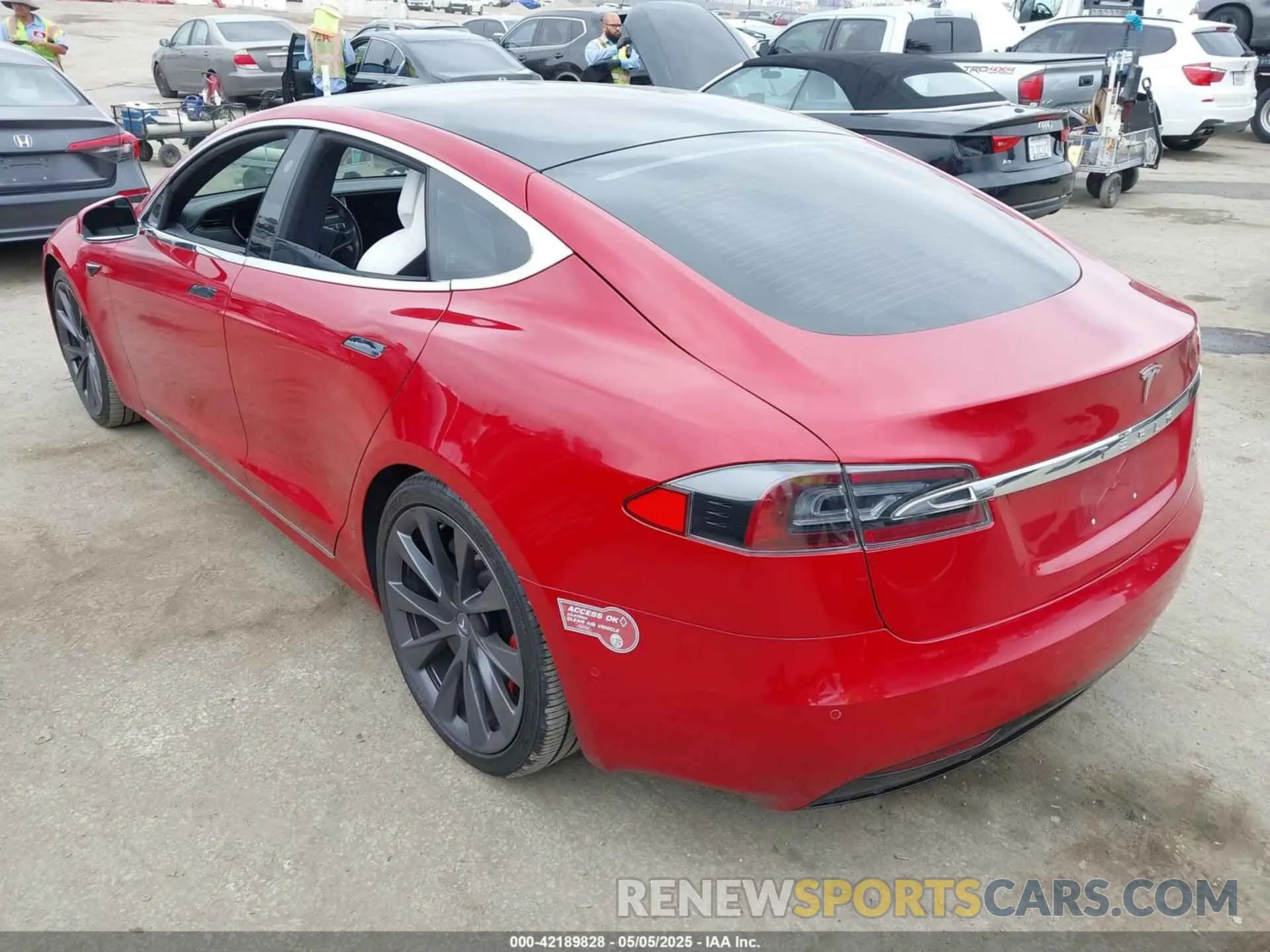 3 Фотография поврежденного автомобиля 5YJSA1E46KF332066 TESLA MODEL S 2019