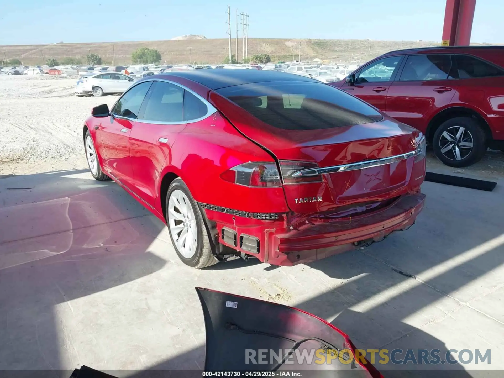 3 Фотография поврежденного автомобиля 5YJSA1E20LF360347 TESLA MODEL S 2020