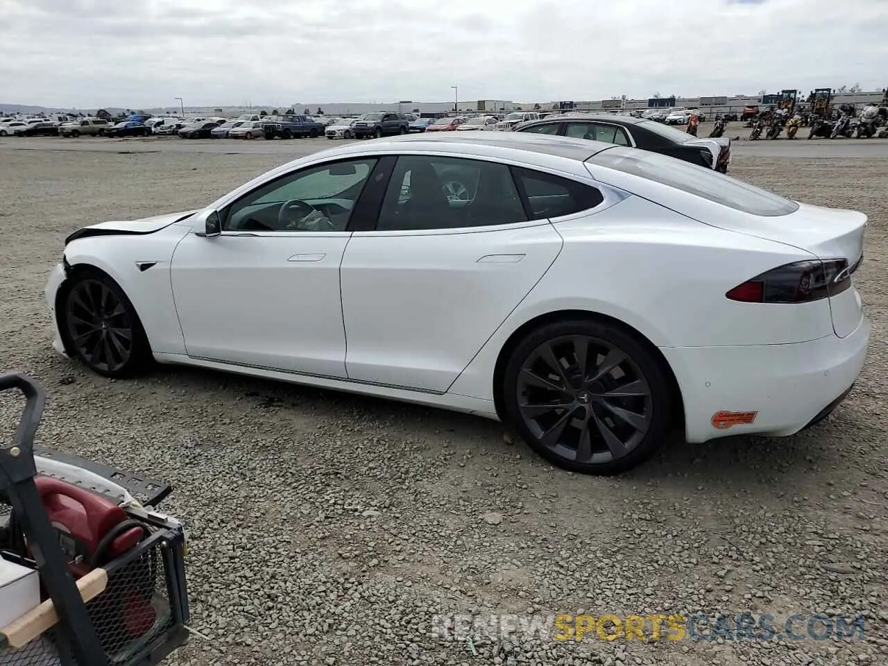2 Photograph of a damaged car 5YJSA1E20LF364981 TESLA MODEL S 2020