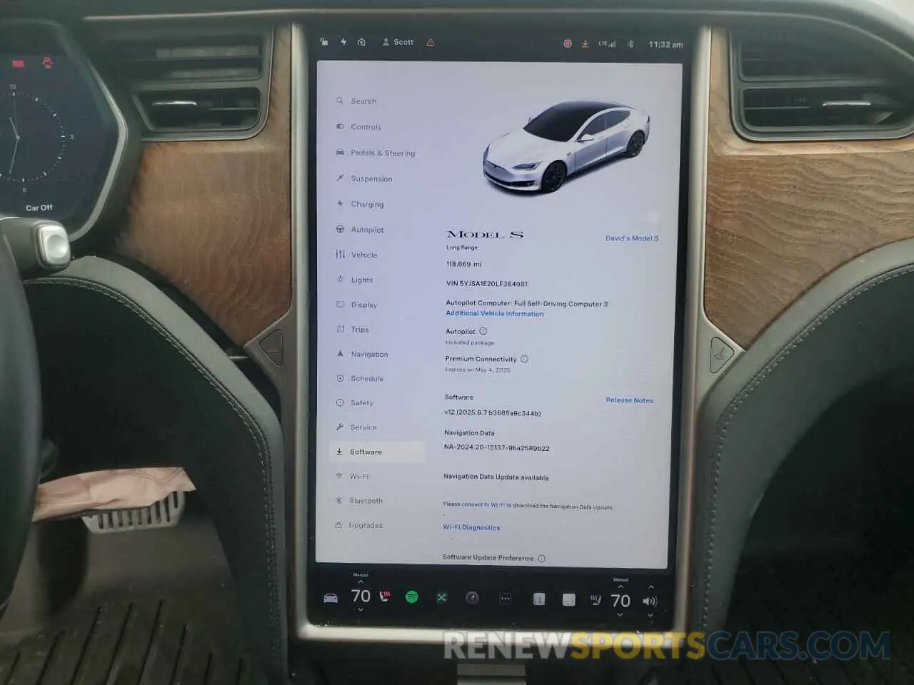 9 Photograph of a damaged car 5YJSA1E20LF364981 TESLA MODEL S 2020