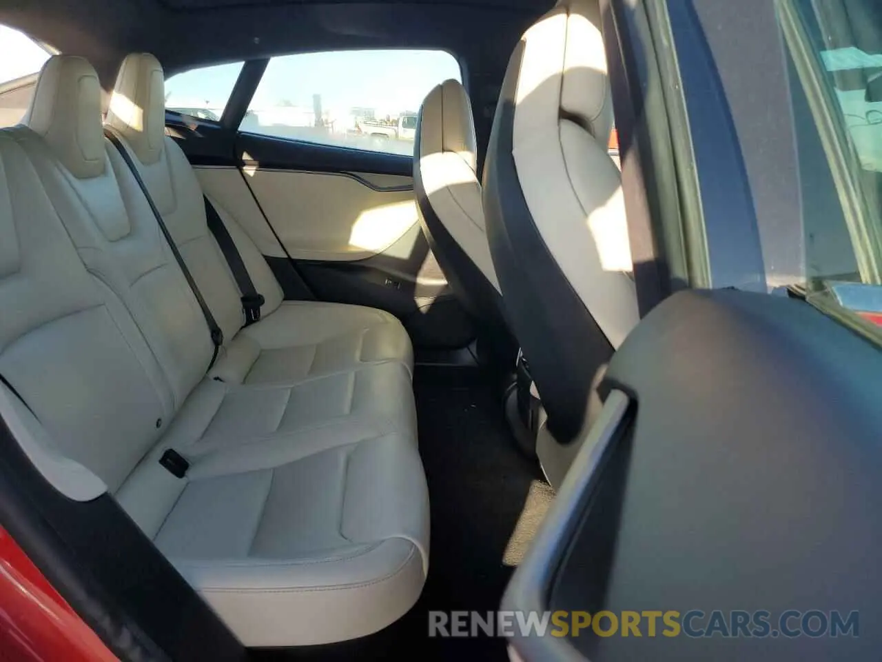 14 Фотография поврежденного автомобиля 5YJSA1E21LF360289 TESLA MODEL S 2020