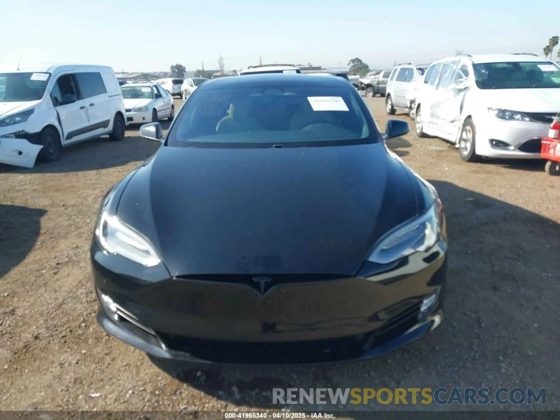 12 Photograph of a damaged car 5YJSA1E24LF381878 TESLA MODEL S 2020