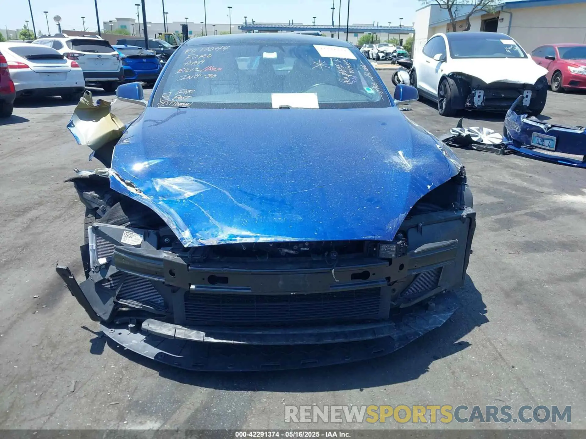 13 Photograph of a damaged car 5YJSA1E25LF396292 TESLA MODEL S 2020