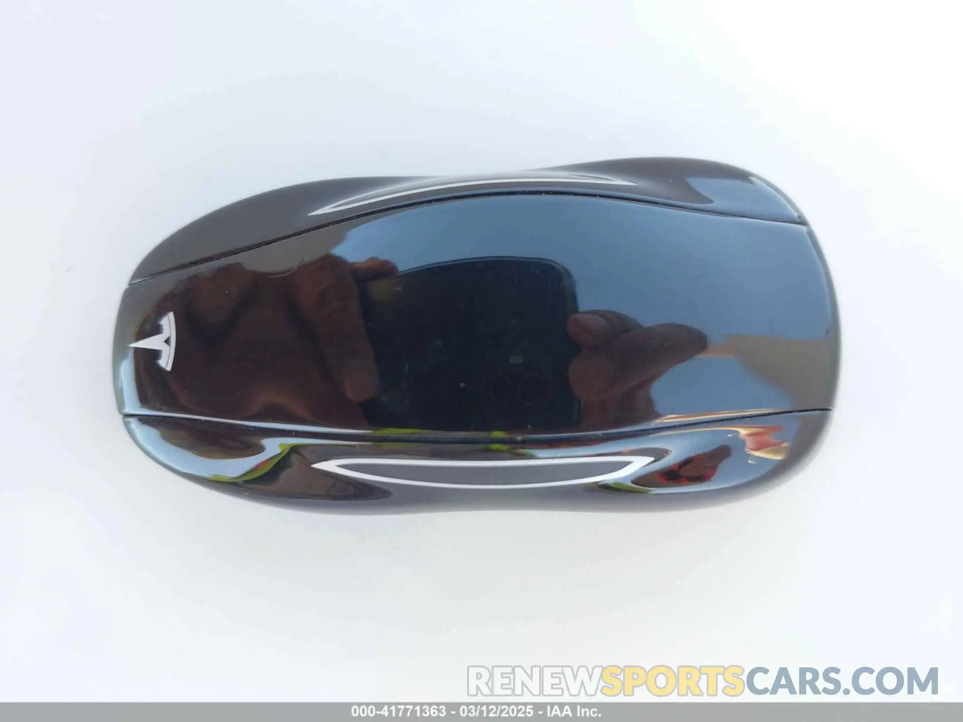 11 Фотография поврежденного автомобиля 5YJSA1E25LF401362 TESLA MODEL S 2020