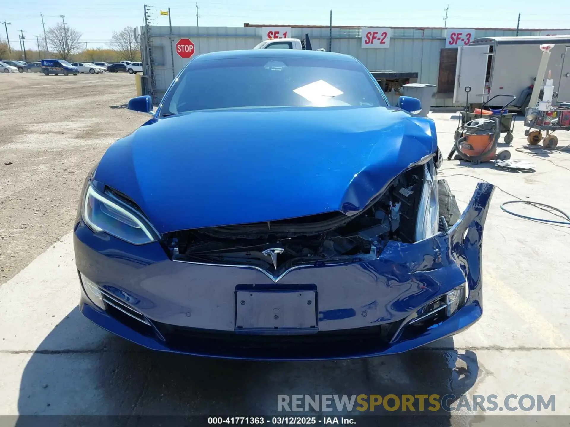 12 Фотография поврежденного автомобиля 5YJSA1E25LF401362 TESLA MODEL S 2020