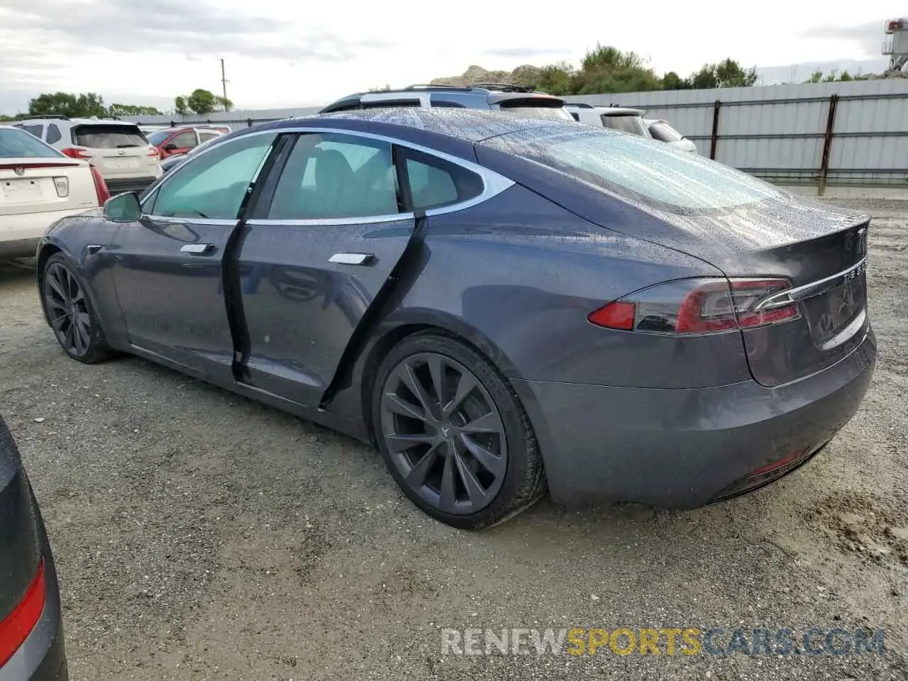 2 Photograph of a damaged car 5YJSA1E2XLF413121 TESLA MODEL S 2020