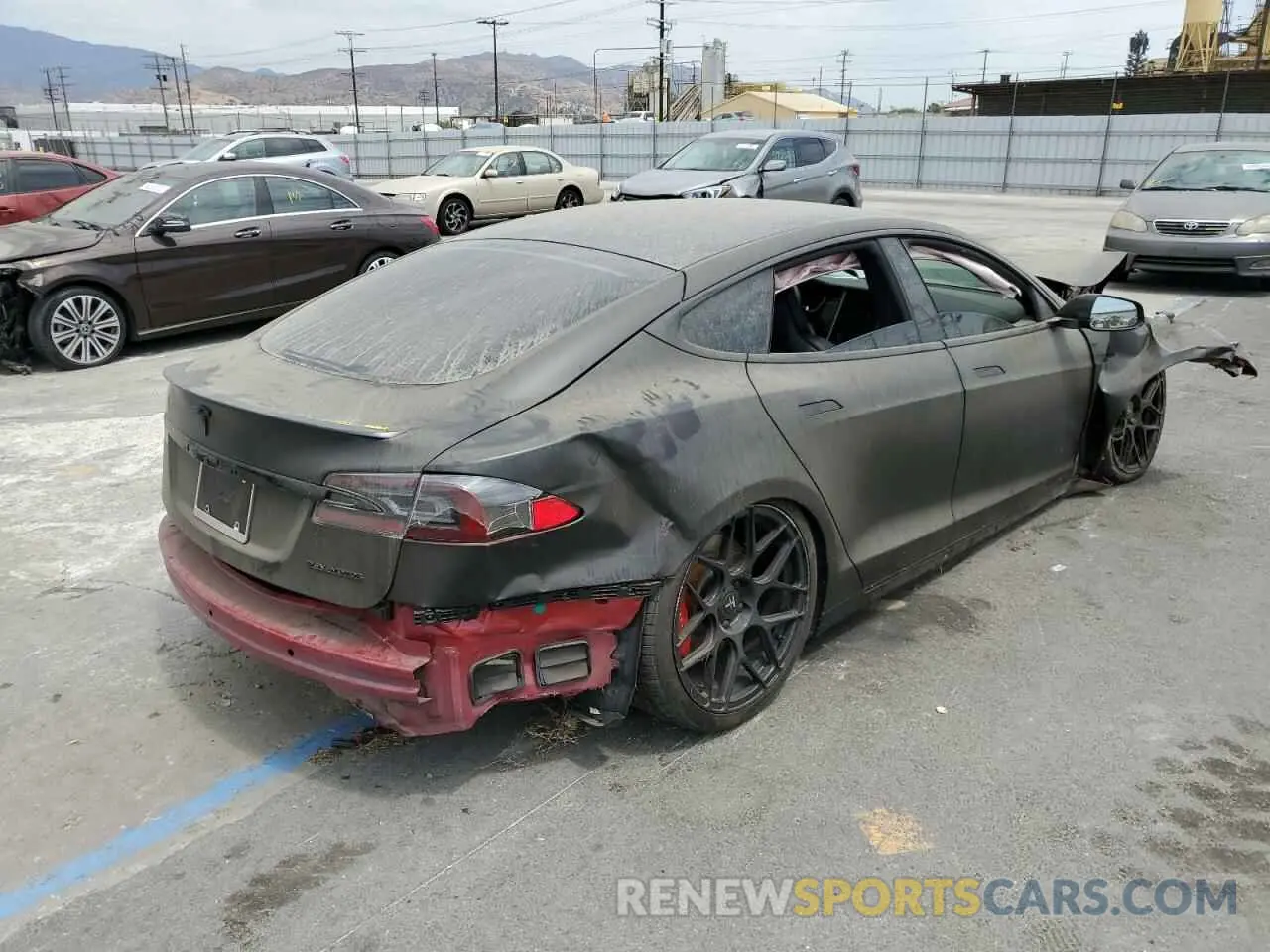 4 Photograph of a damaged car 5YJSA1E47LF355678 TESLA MODEL S 2020