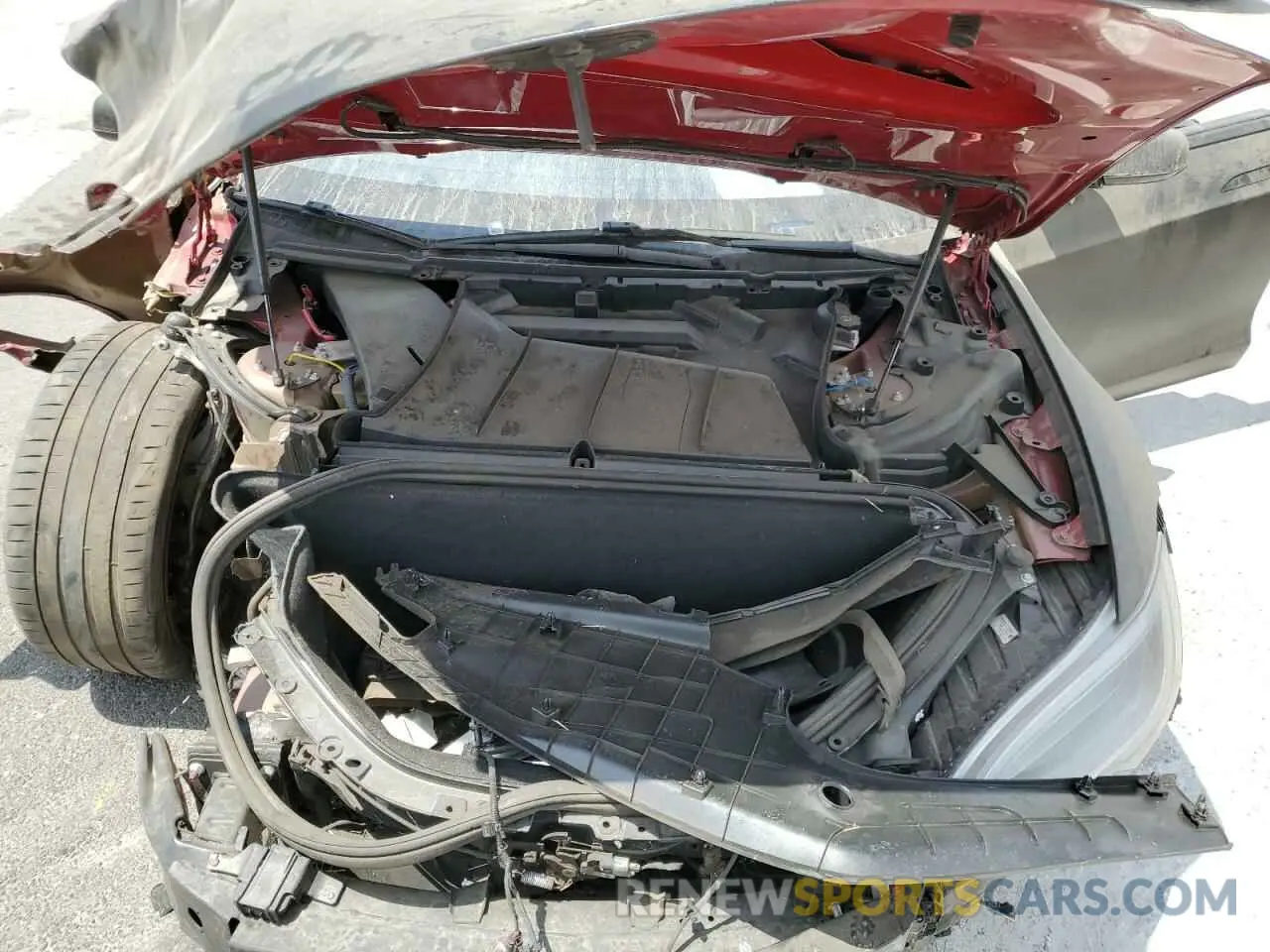 7 Photograph of a damaged car 5YJSA1E47LF355678 TESLA MODEL S 2020