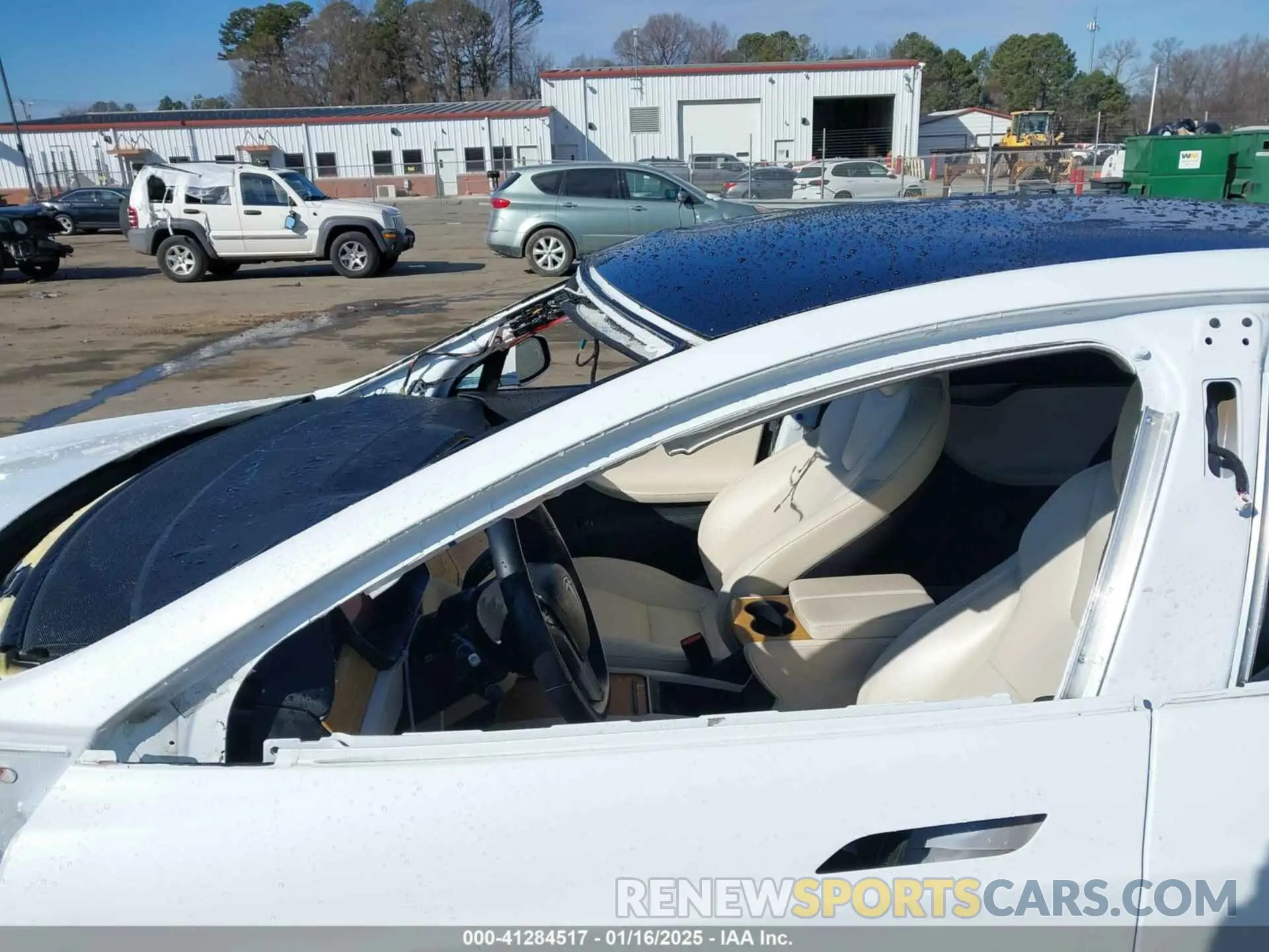 20 Photograph of a damaged car 5YJSA1E47LF404443 TESLA MODEL S 2020