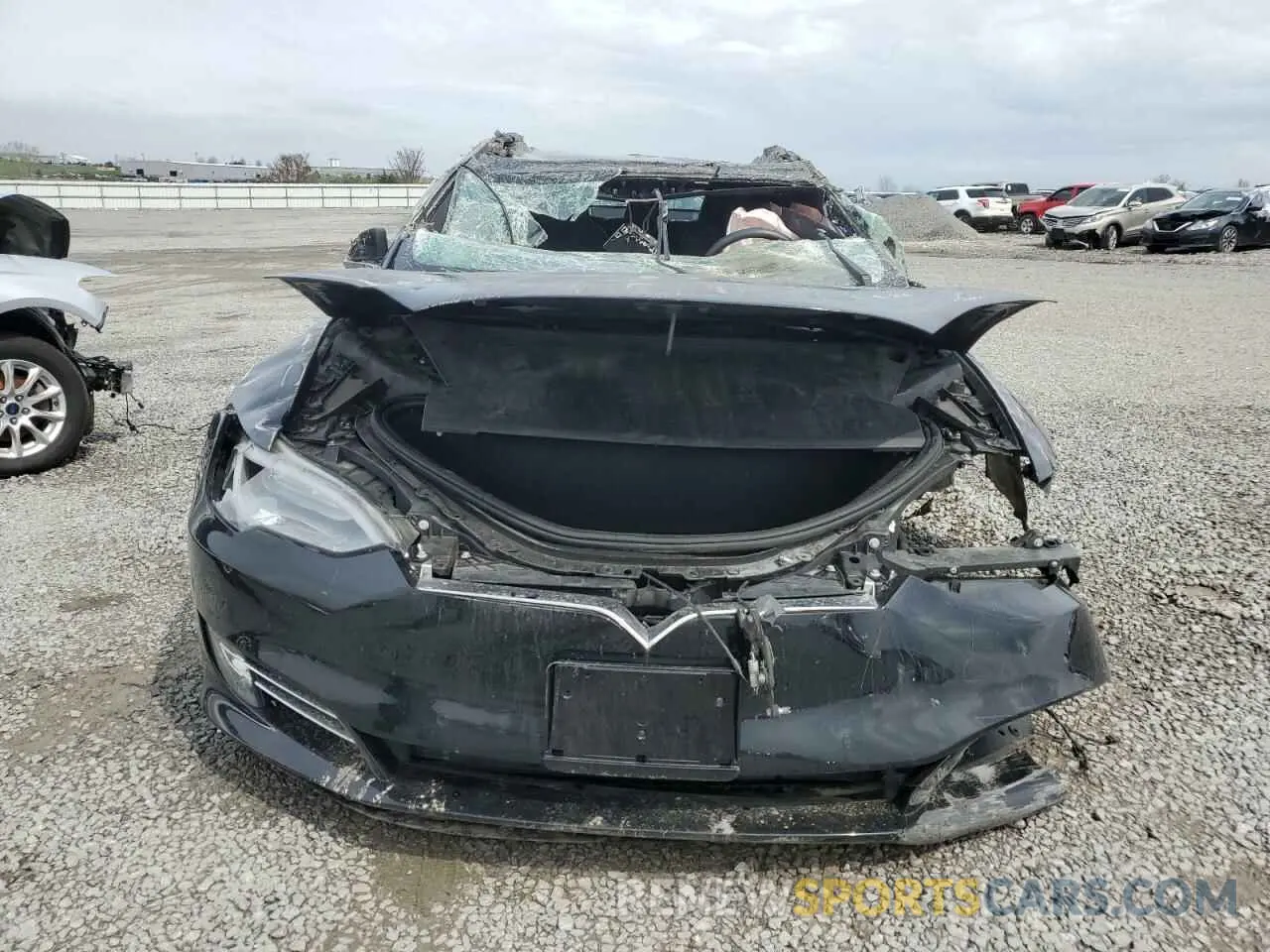 5 Photograph of a damaged car 5YJSA1E48LF414933 TESLA MODEL S 2020