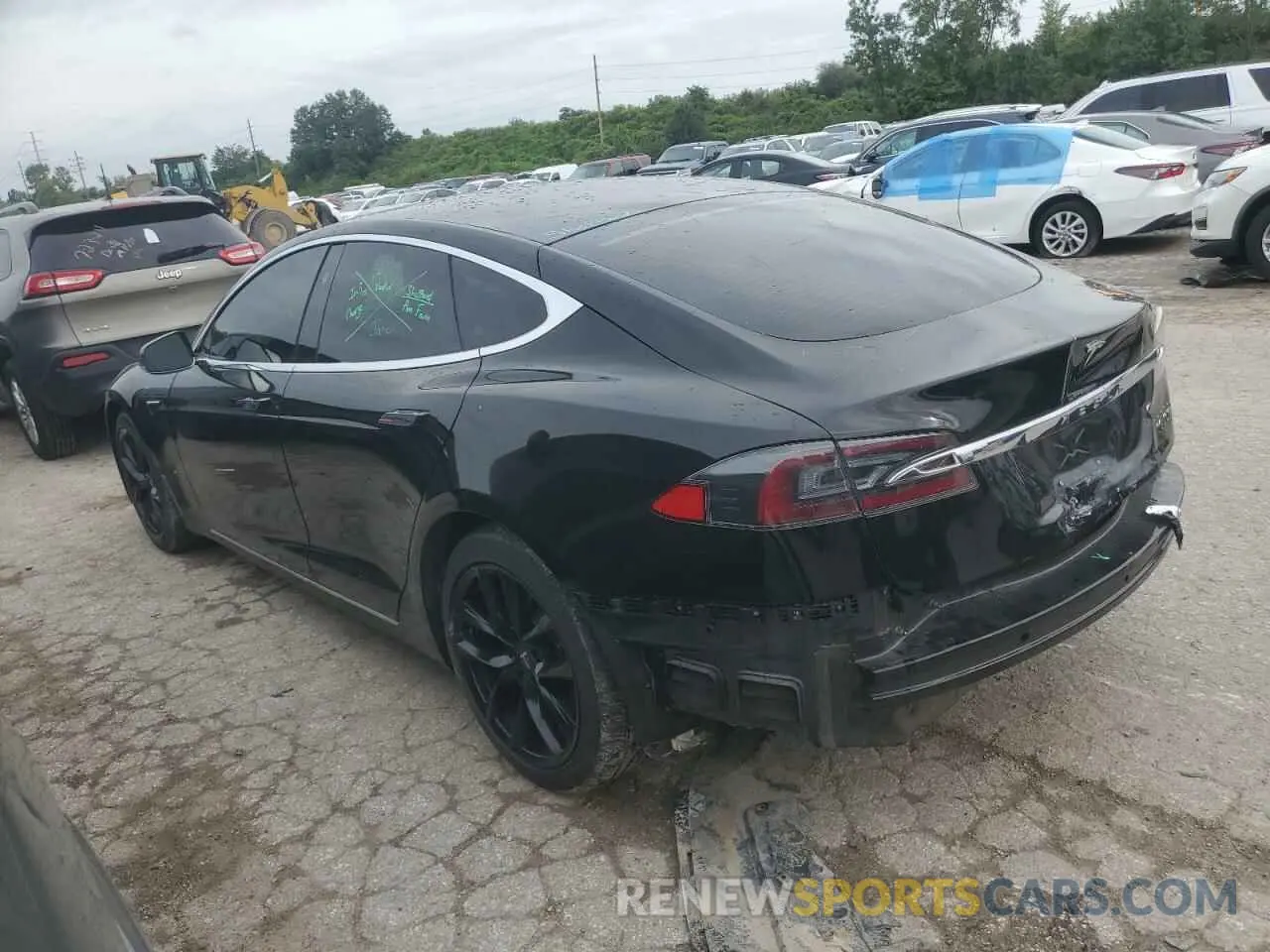 2 Photograph of a damaged car 5YJSA1E24MF426853 TESLA MODEL S 2021