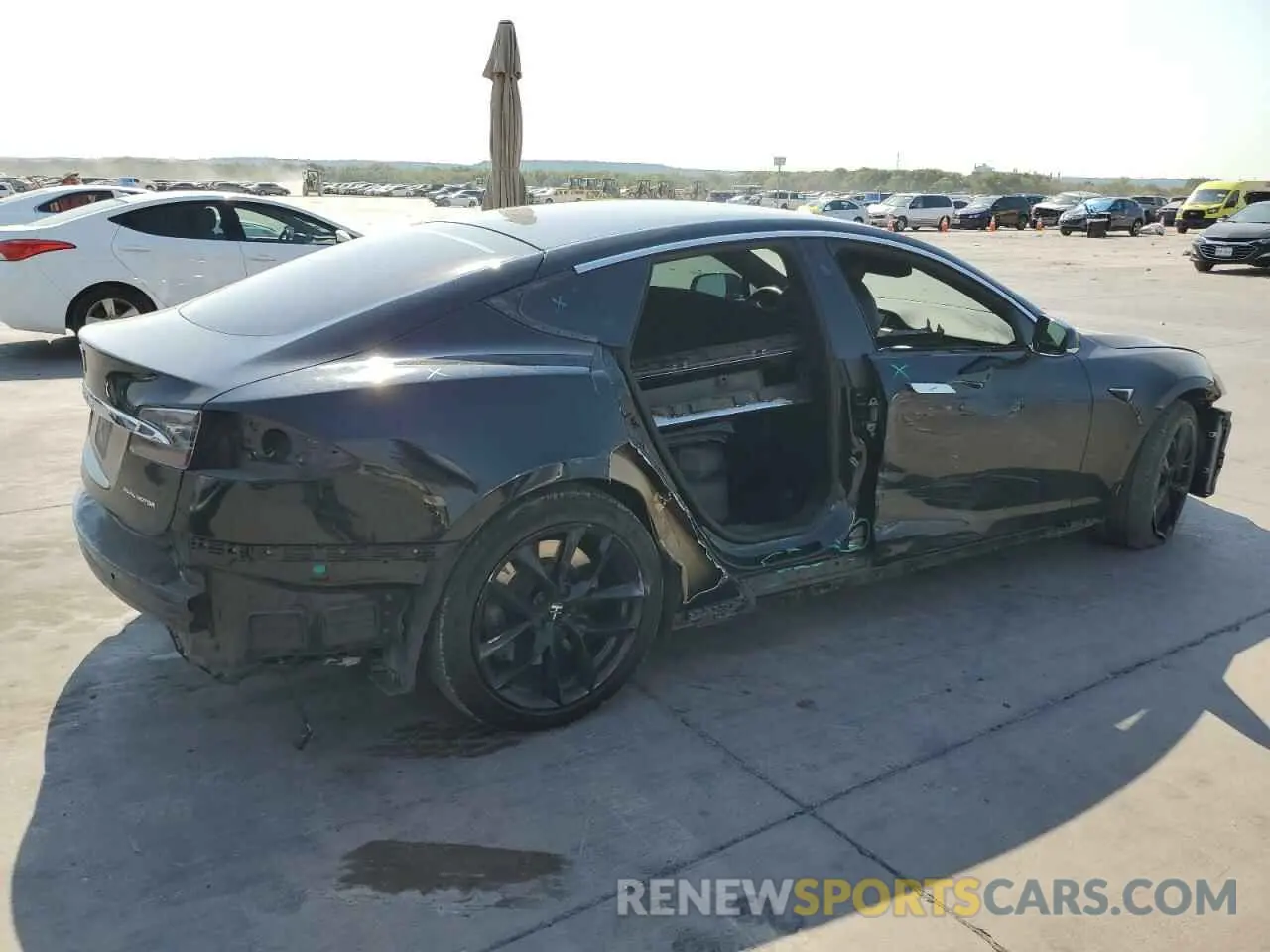 3 Photograph of a damaged car 5YJSA1E27MF424515 TESLA MODEL S 2021